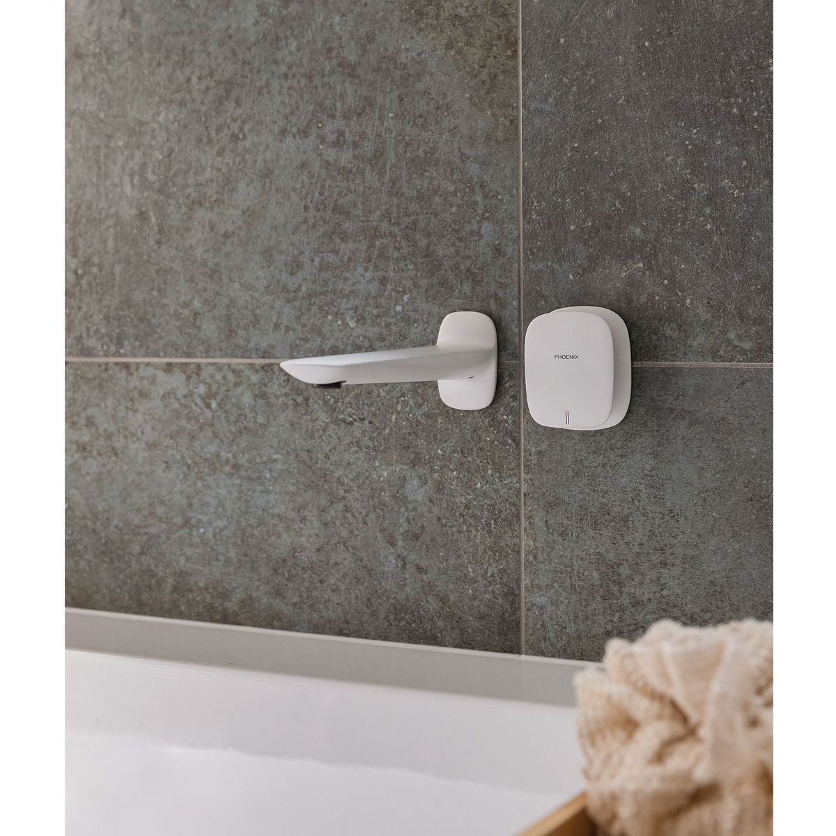 Nuage Wall Basin / Bath Mixer Set 200mm - Matte White
