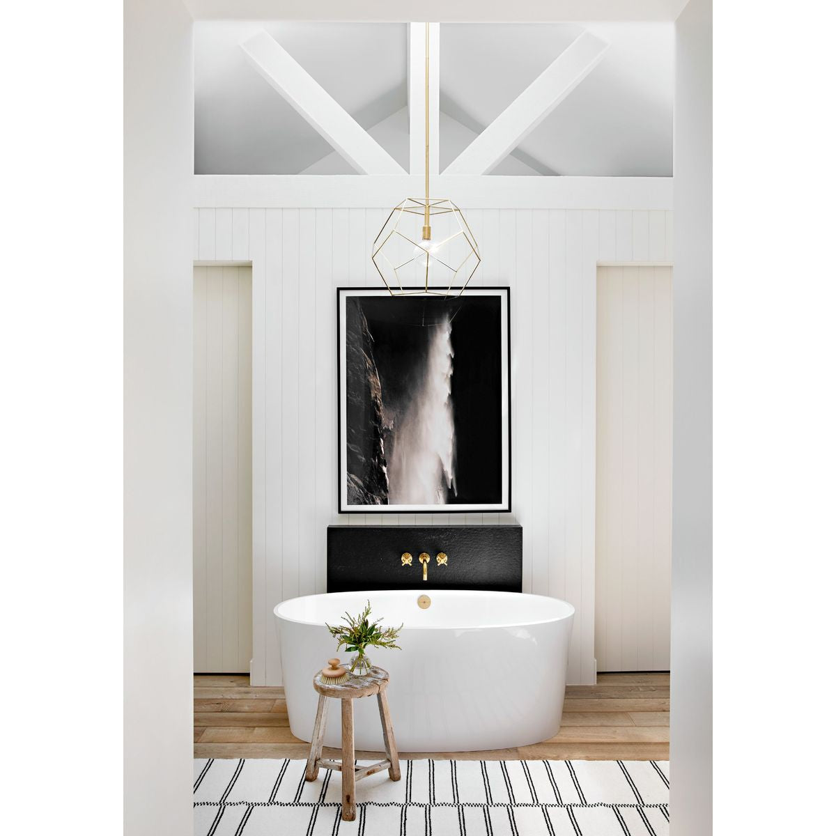 Victoria + Albert IOS Bath, Matte White