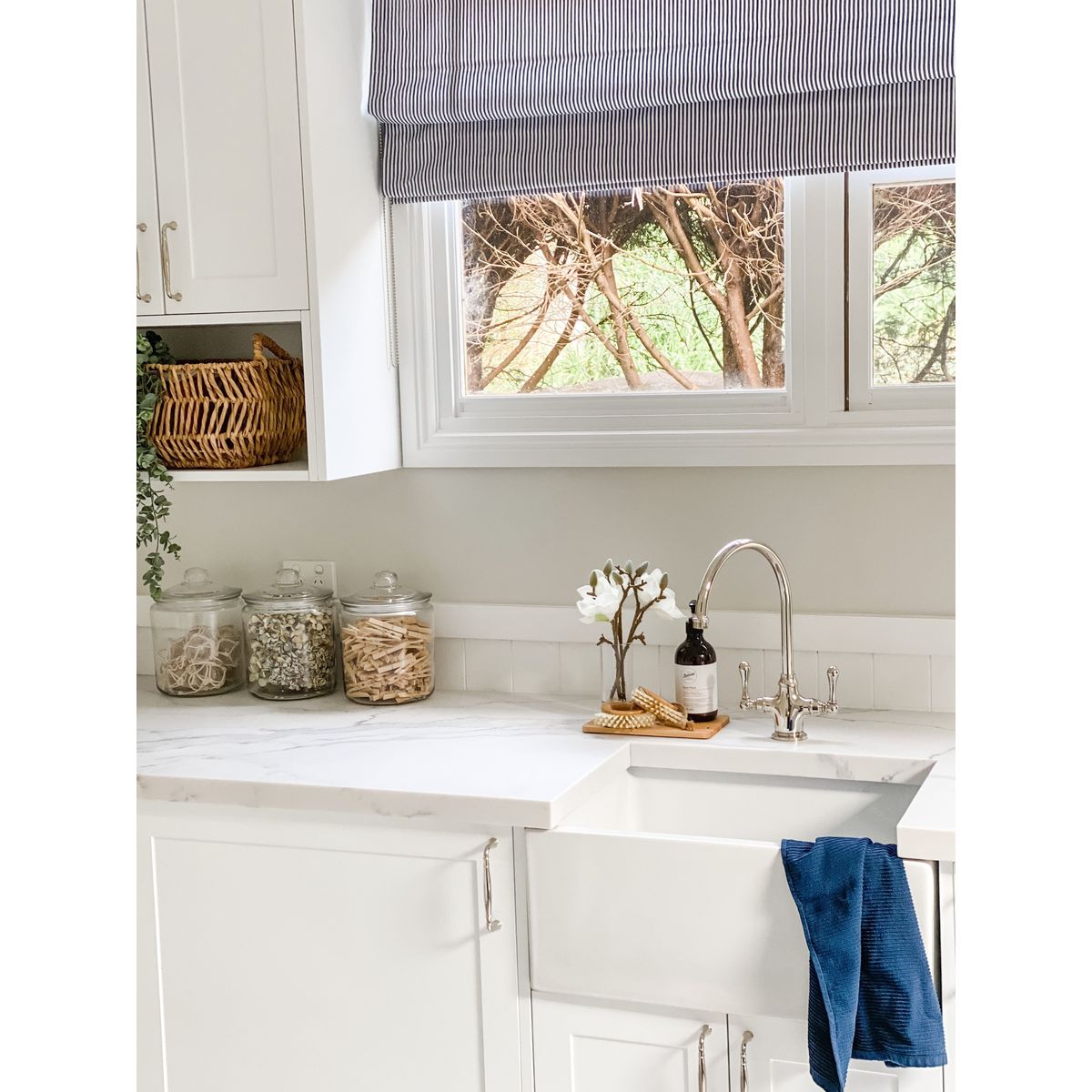 Patri 60X46 Fireclay Single Bowl Butler Sink