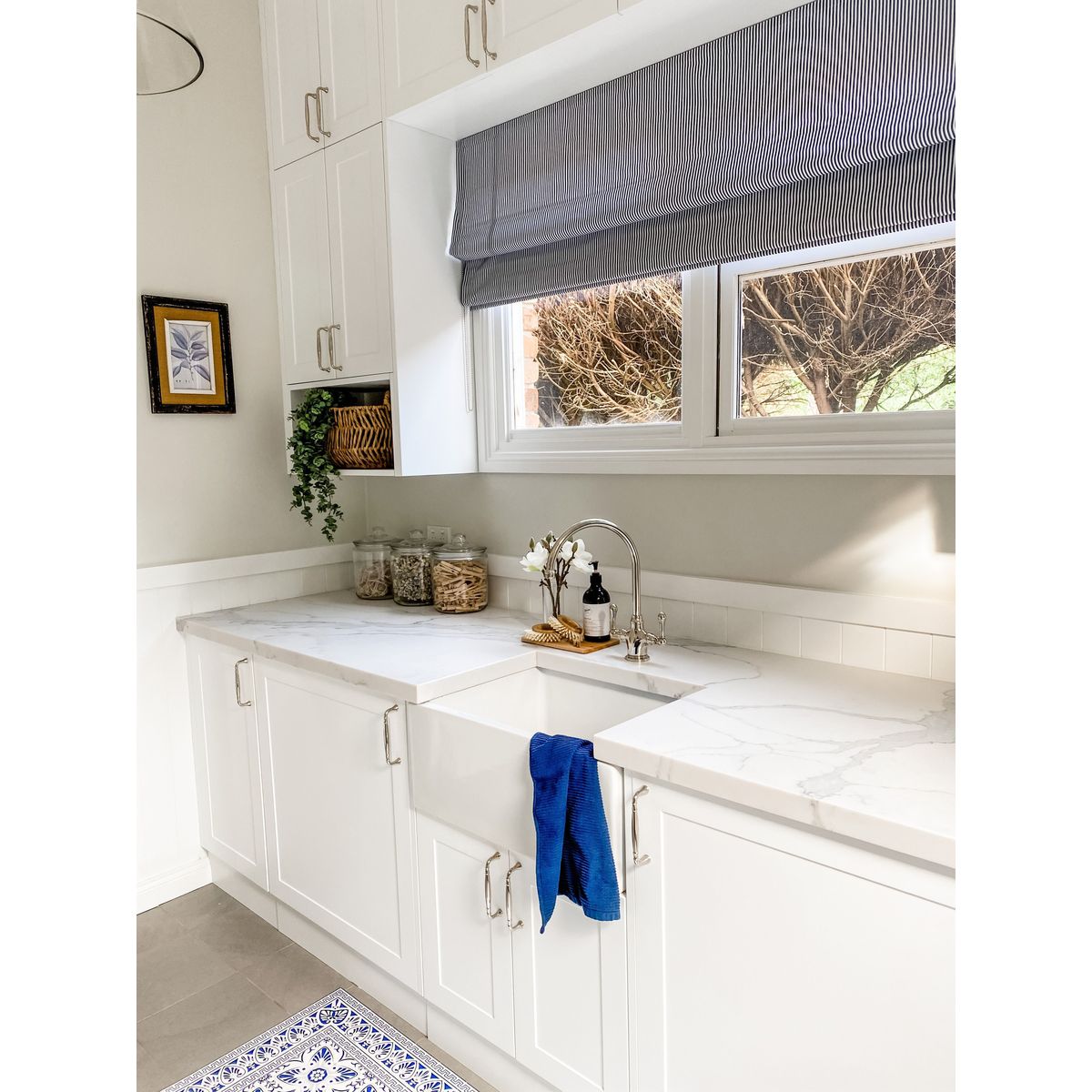 Patri 60X46 Fireclay Single Bowl Butler Sink