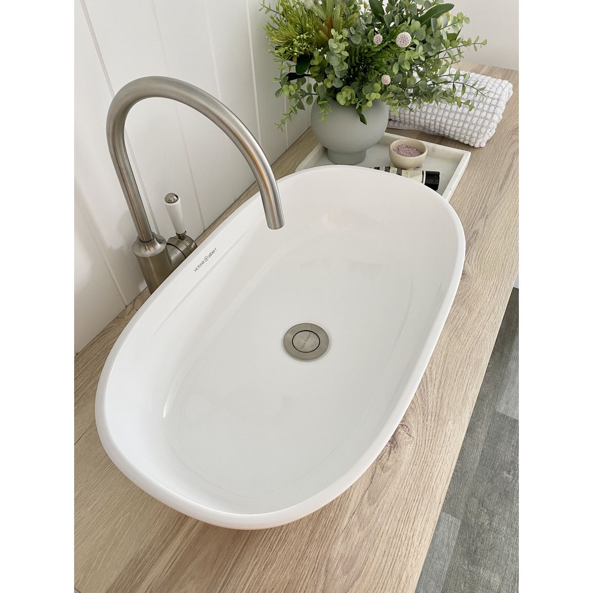 Victoria + Albert Terrassa 54 Basin