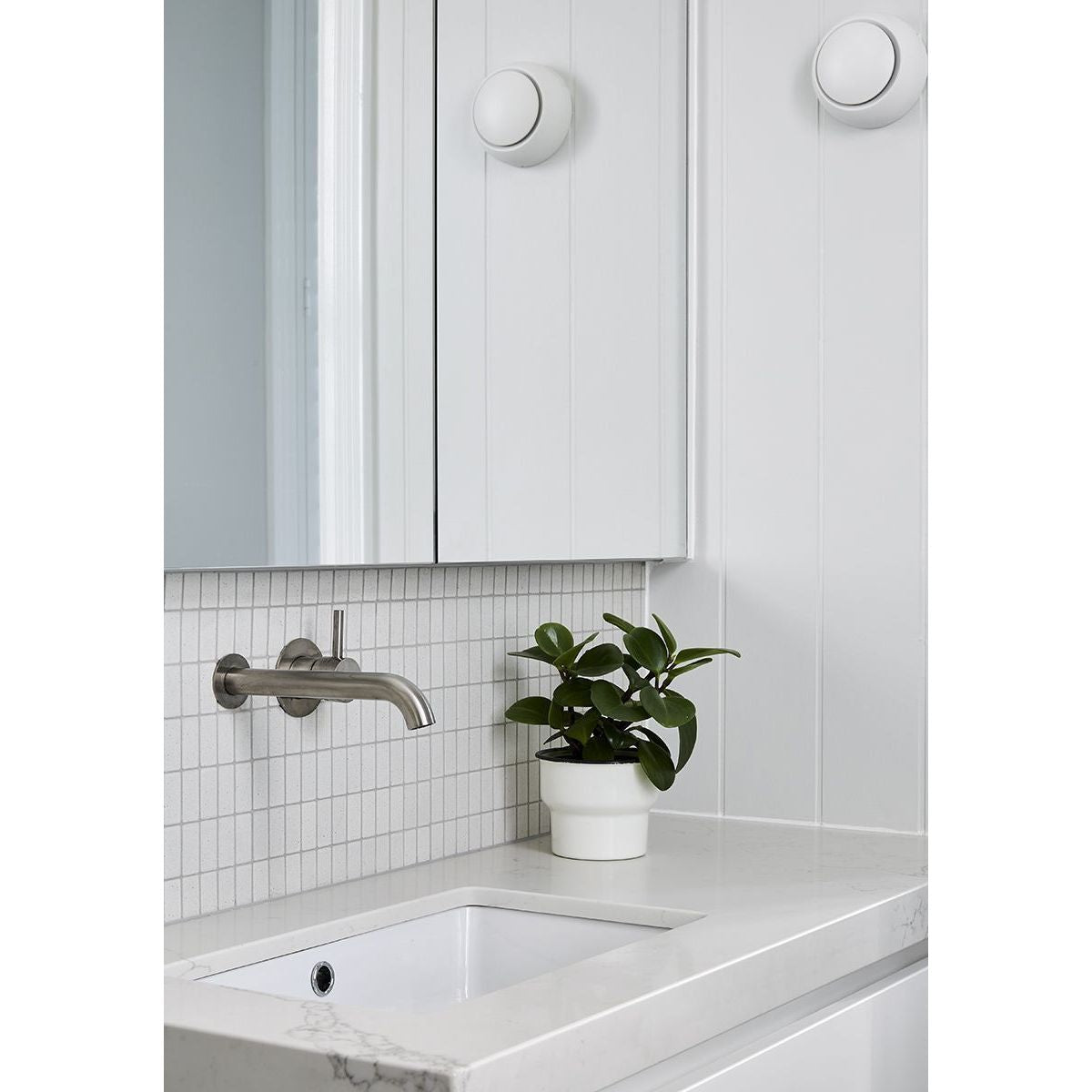 Standard Agres 53X34 Under Counter Basin