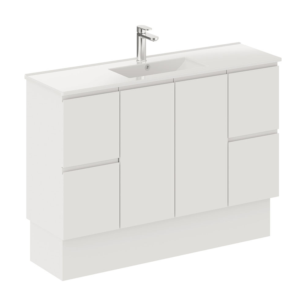 Siska Slim 1200 Vanity on Kickboard - 3 Tapholes