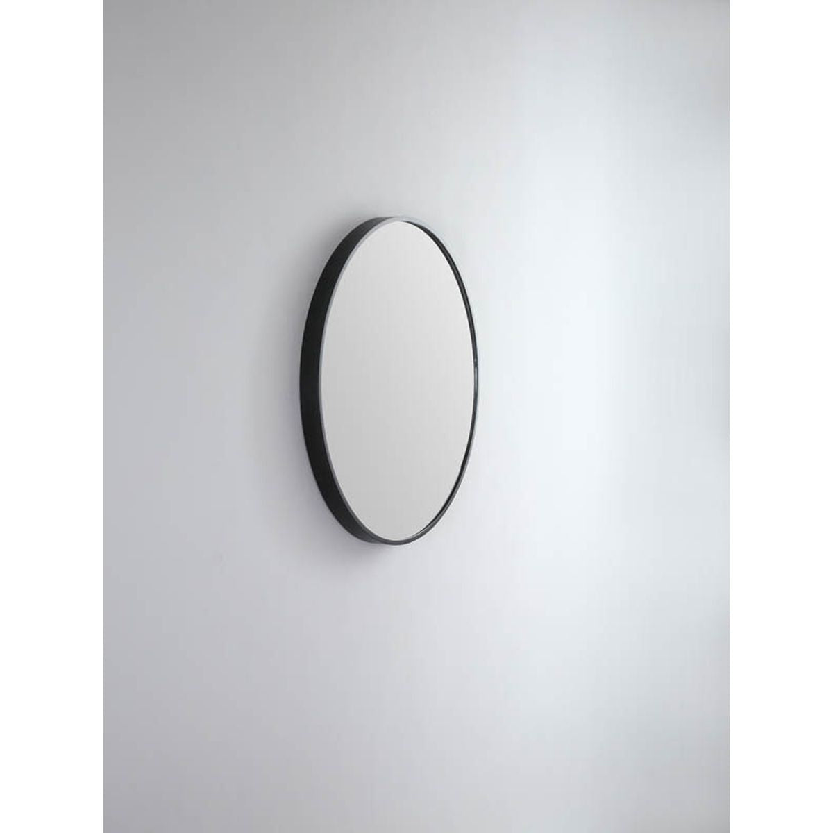 Modern Round 800 Mirror with Portable Magnifier - Manhattan Black