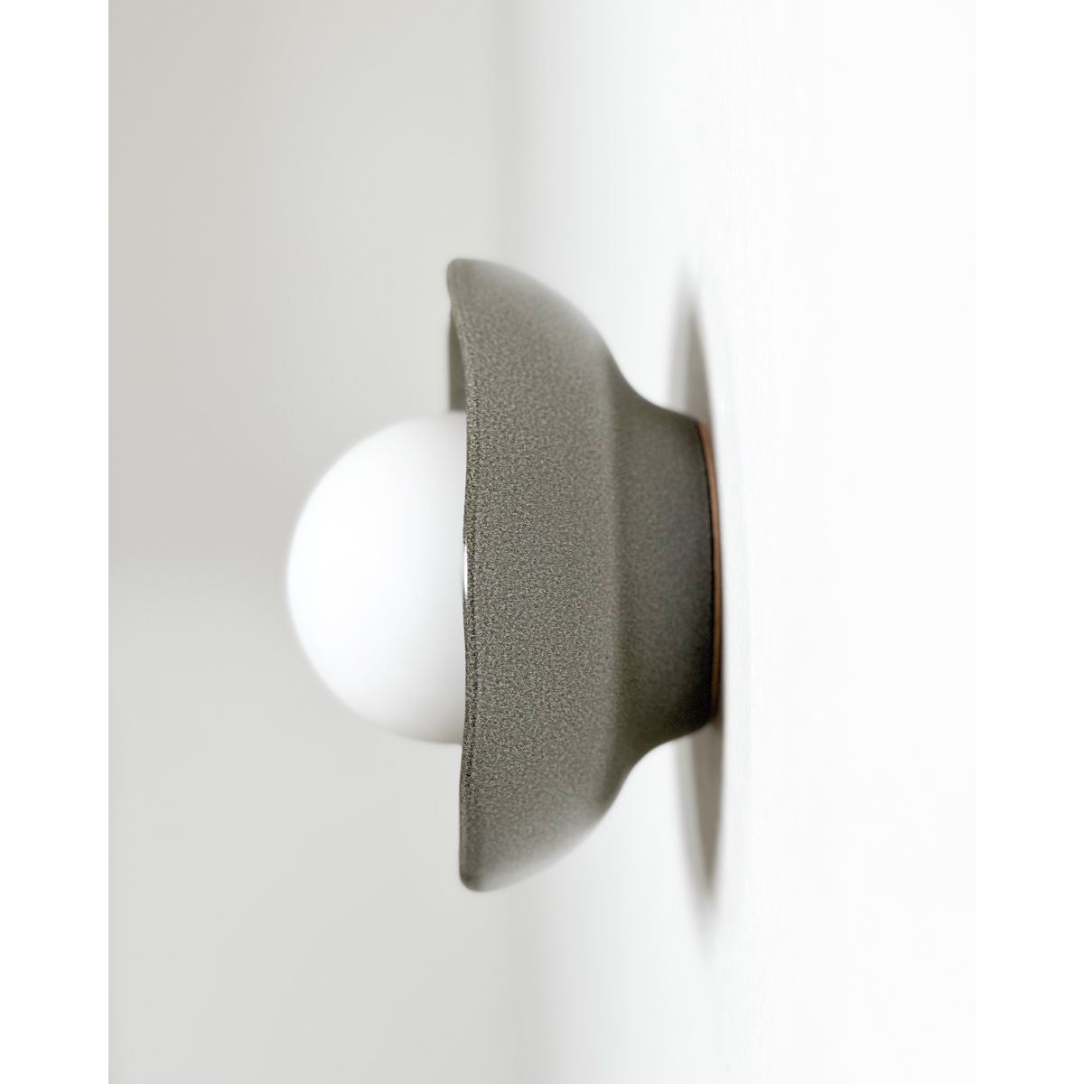 Robert Gordon Shell Wall Sconce-Rivergum