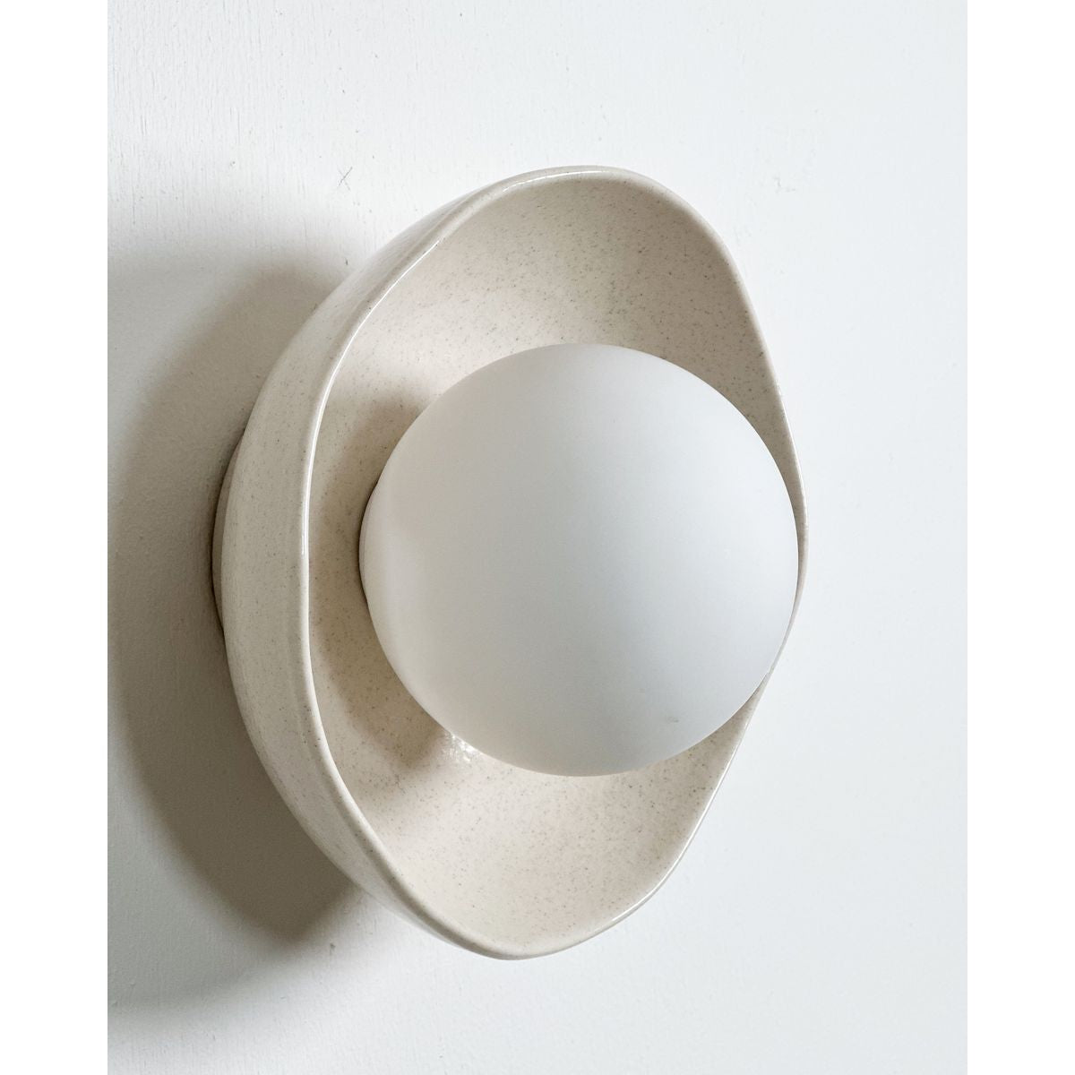 Robert Gordon Shell Wall Sconce-Poppyseed