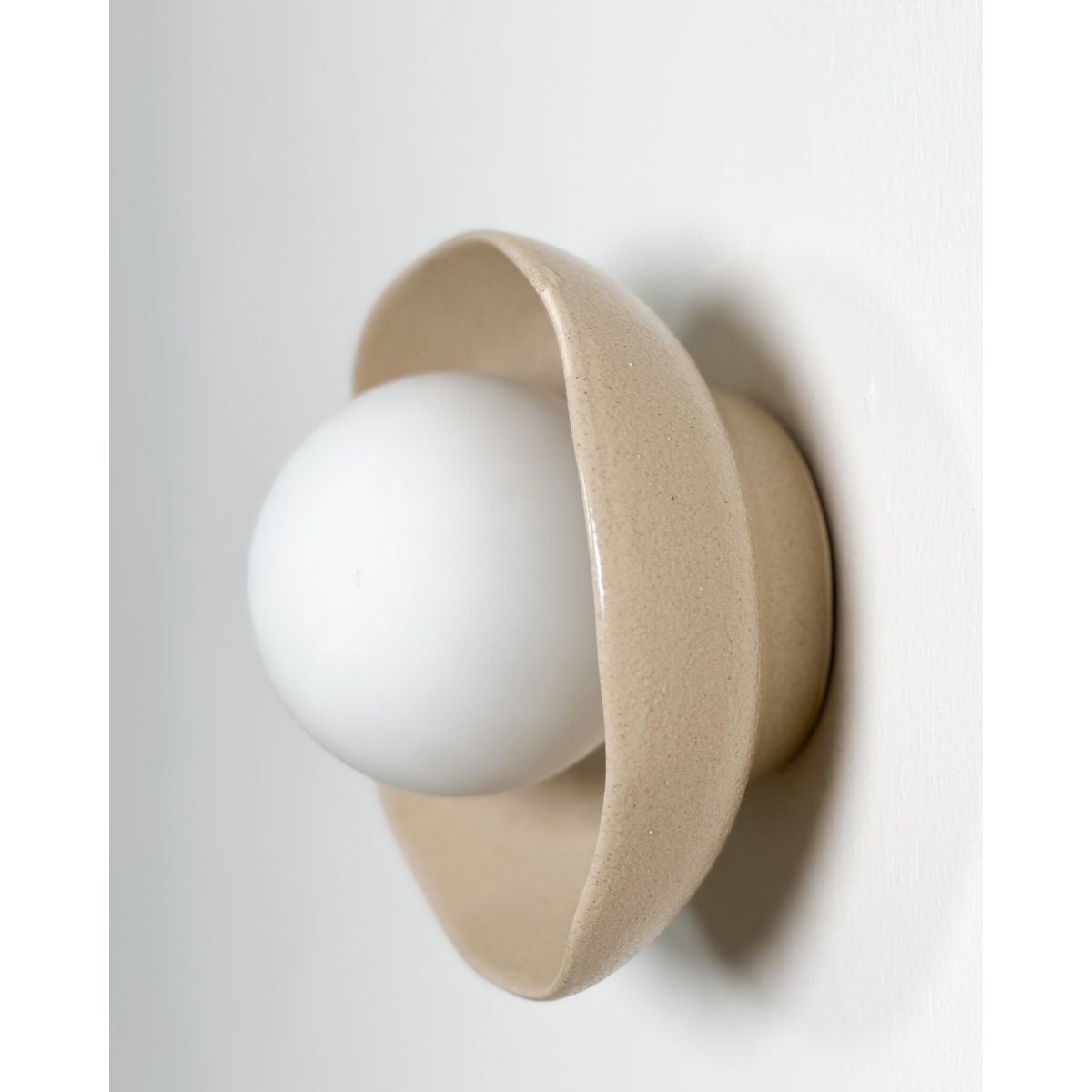 Robert Gordon Shell Wall Sconce-Sand
