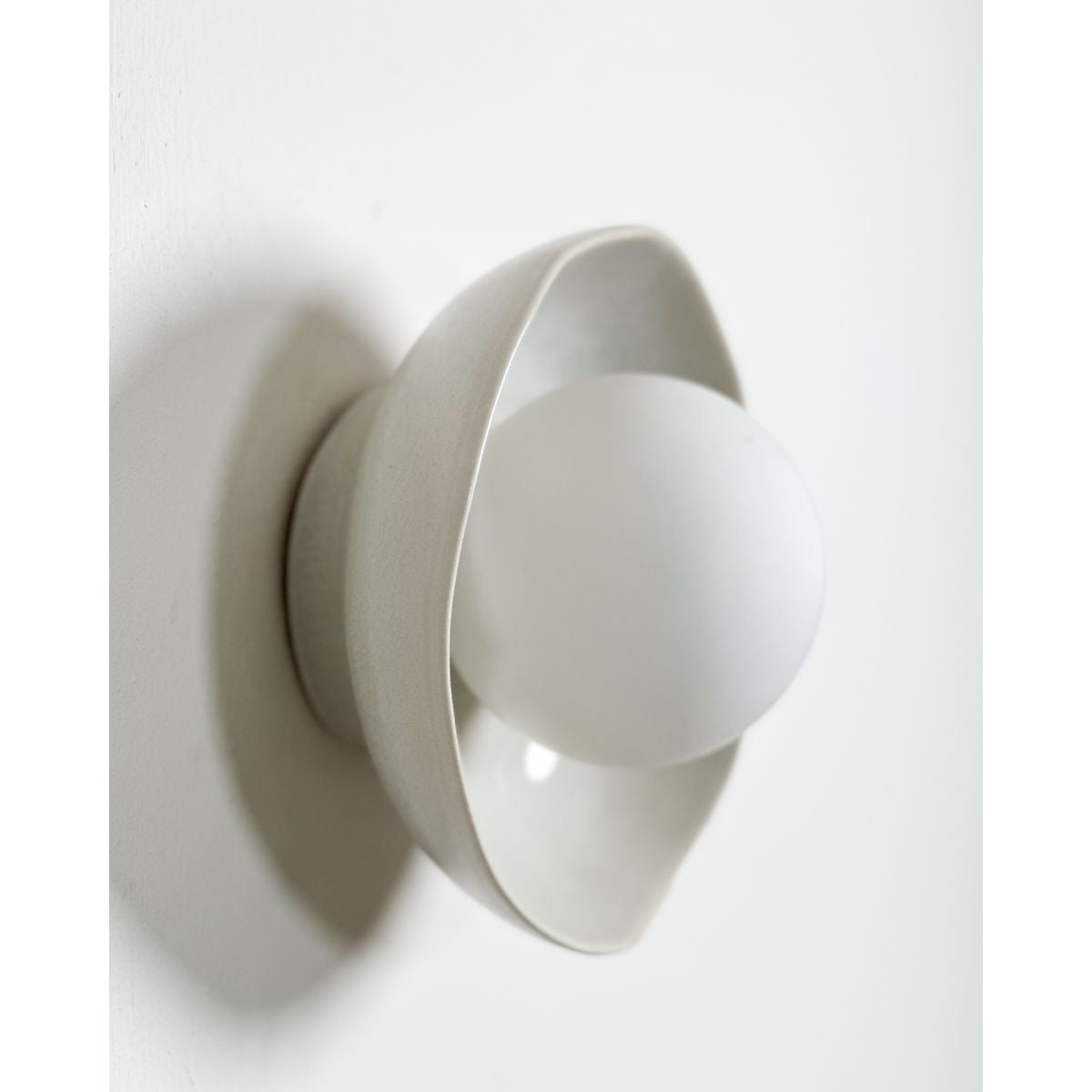 Robert Gordon Shell Wall Sconce-Coast