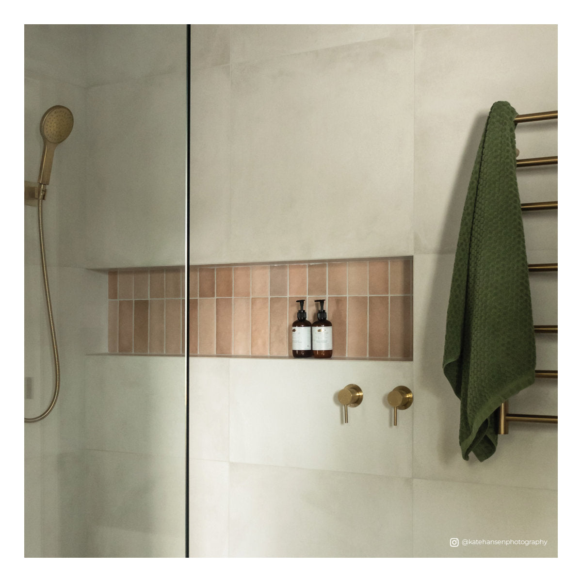 Axle Wall Mixer, Small Round Plate, Urban Brass