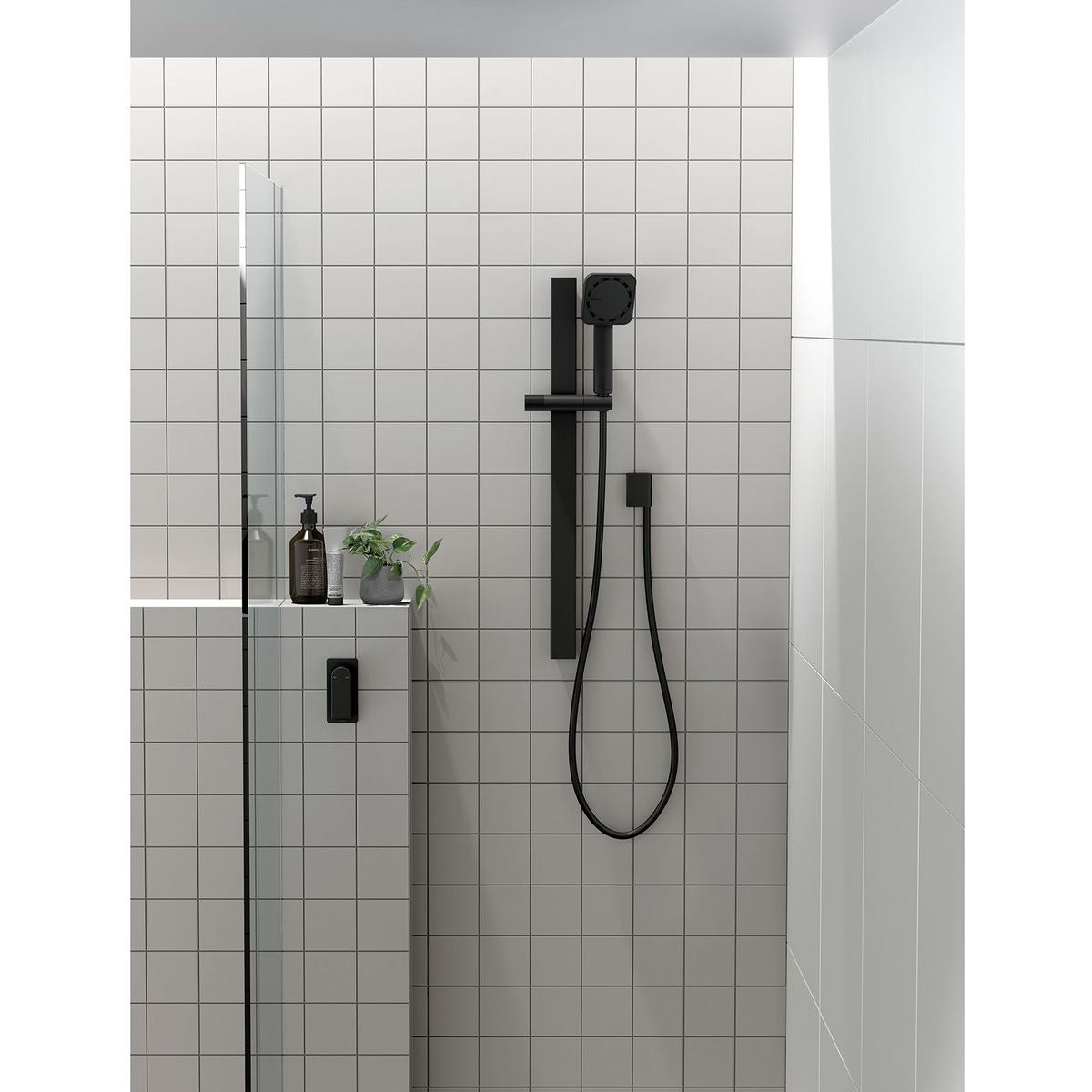 NX Orli Rail Shower - Matte Black