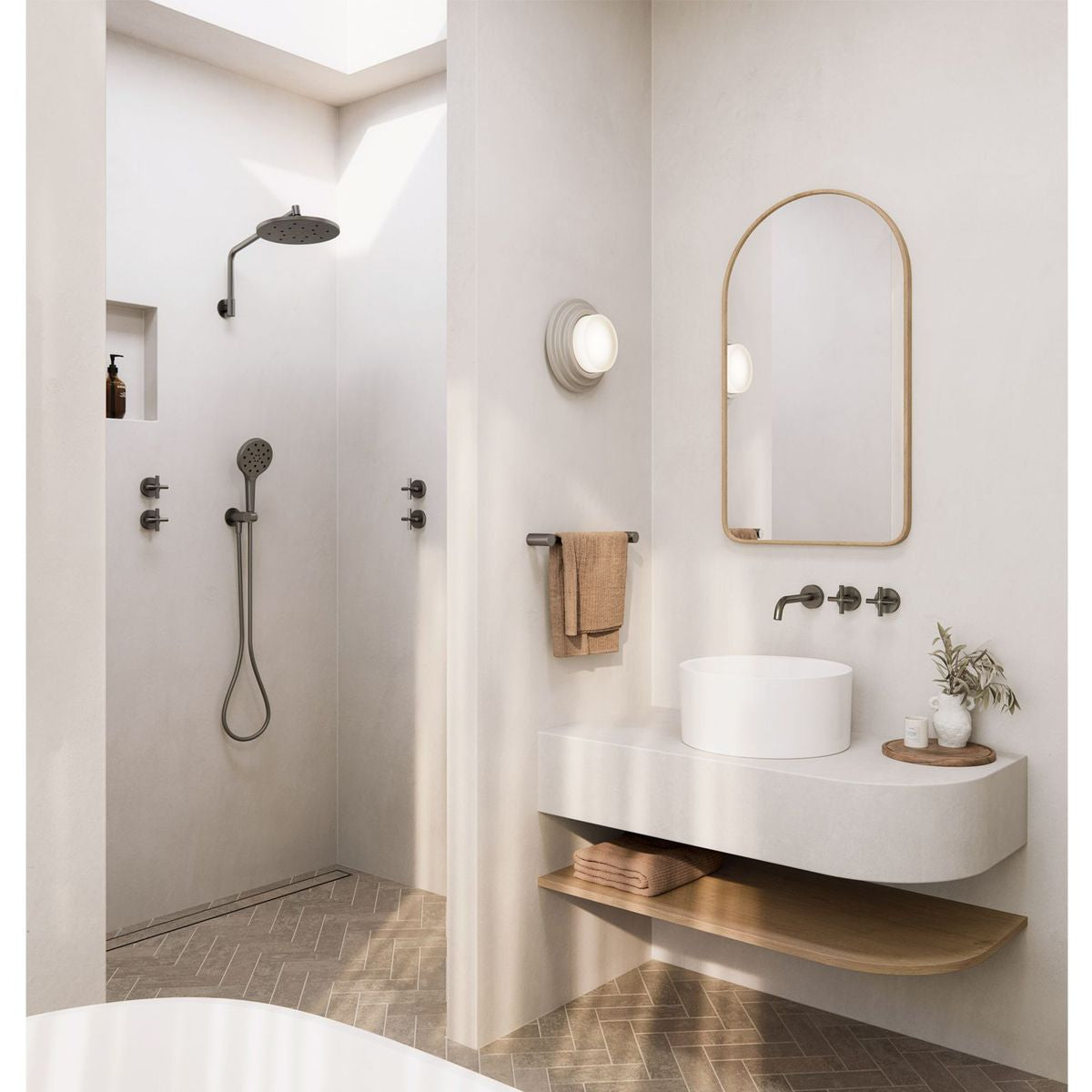 Ormond High-Rise Shower Arm and Rose - Brushed Carbon