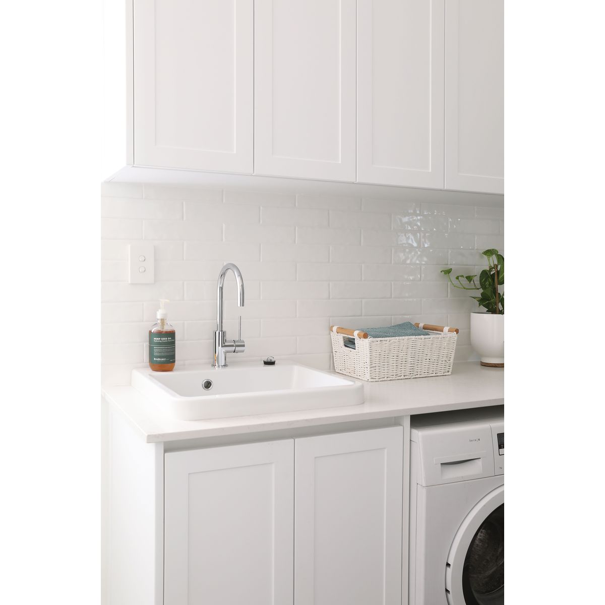 Ravine 66X51 Fireclay Sink