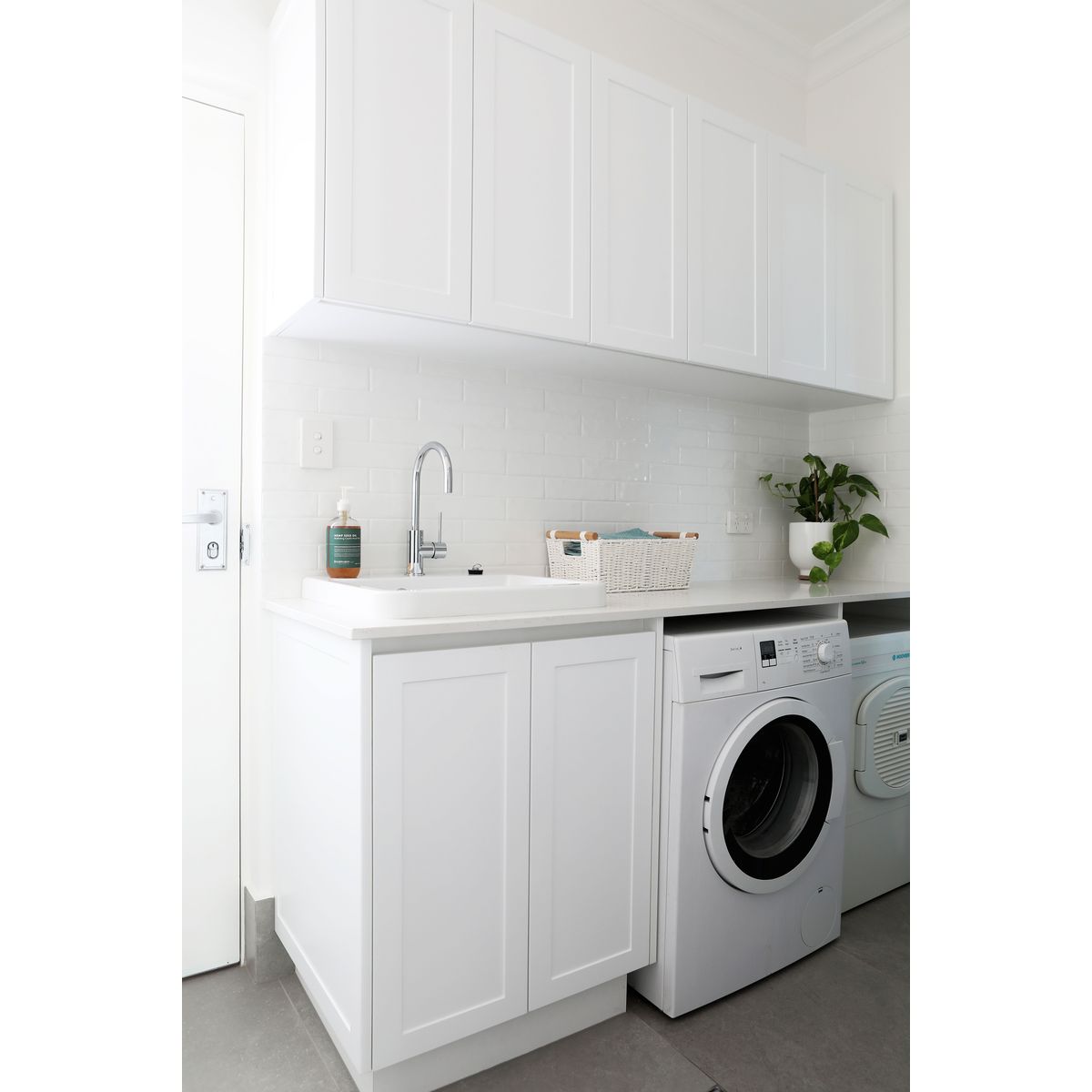 Ravine 66X51 Fireclay Sink