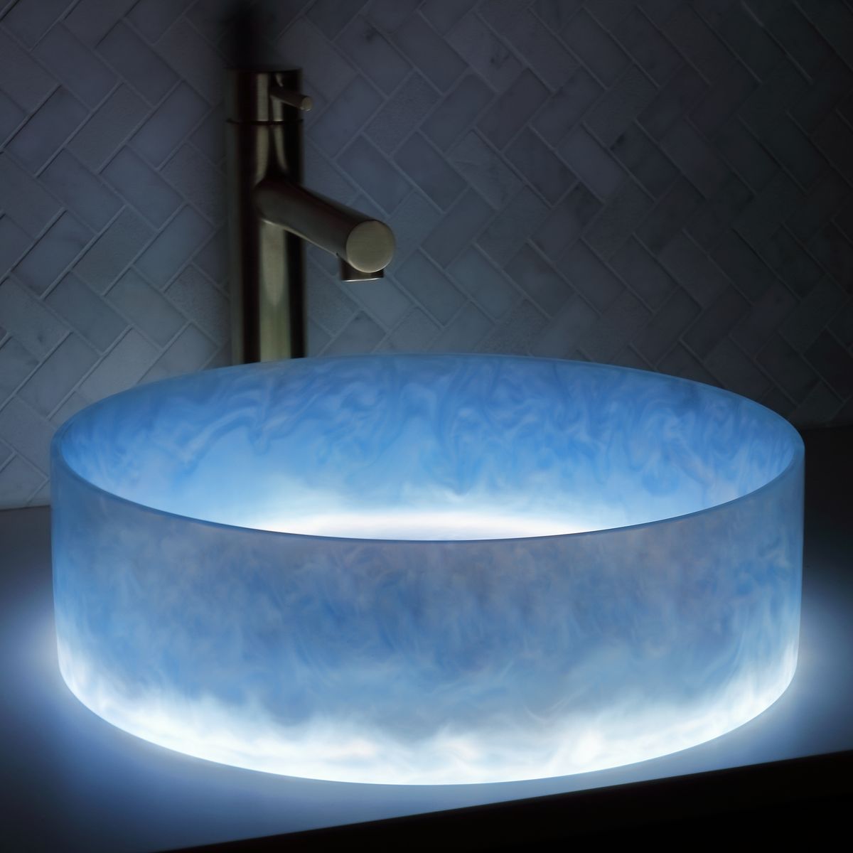 The Basin Lab Akoya 360 Coliseum Basin, Tahiti Blue