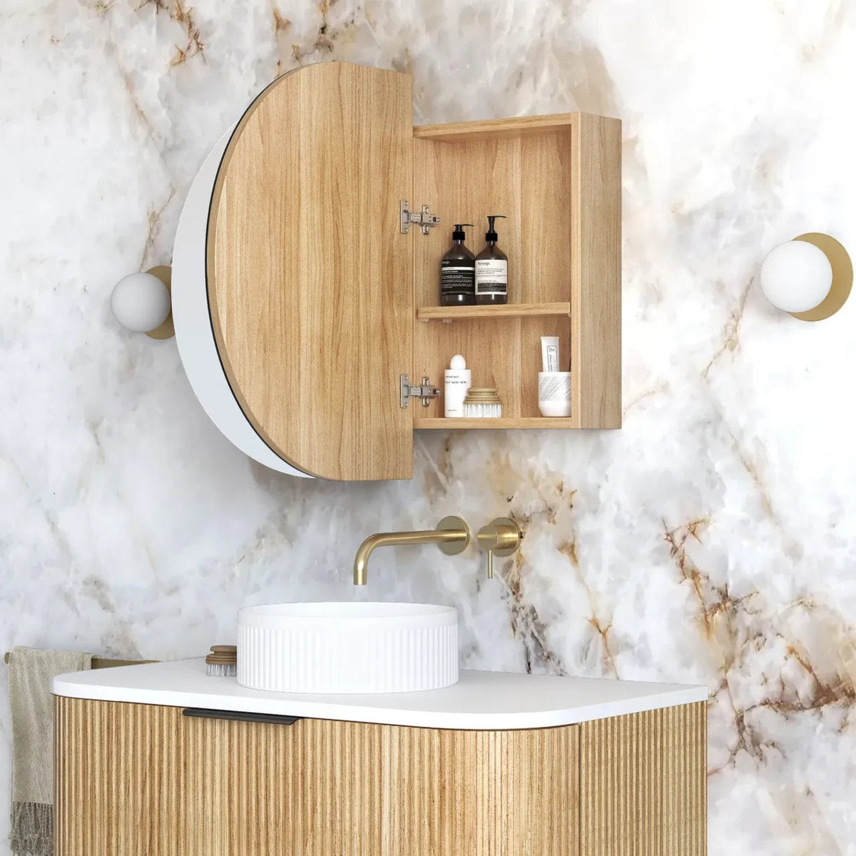 Otti Bondi 900x600 Woodland Oak Shaving Cabinet