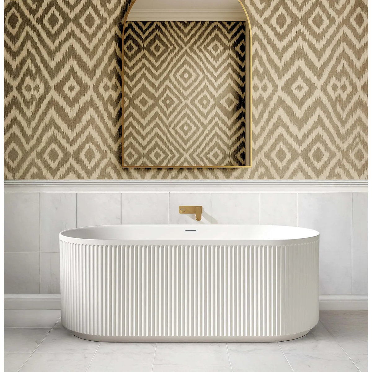 Otti Attica Havana 1500 Matte White Fluted Bath with Overflow