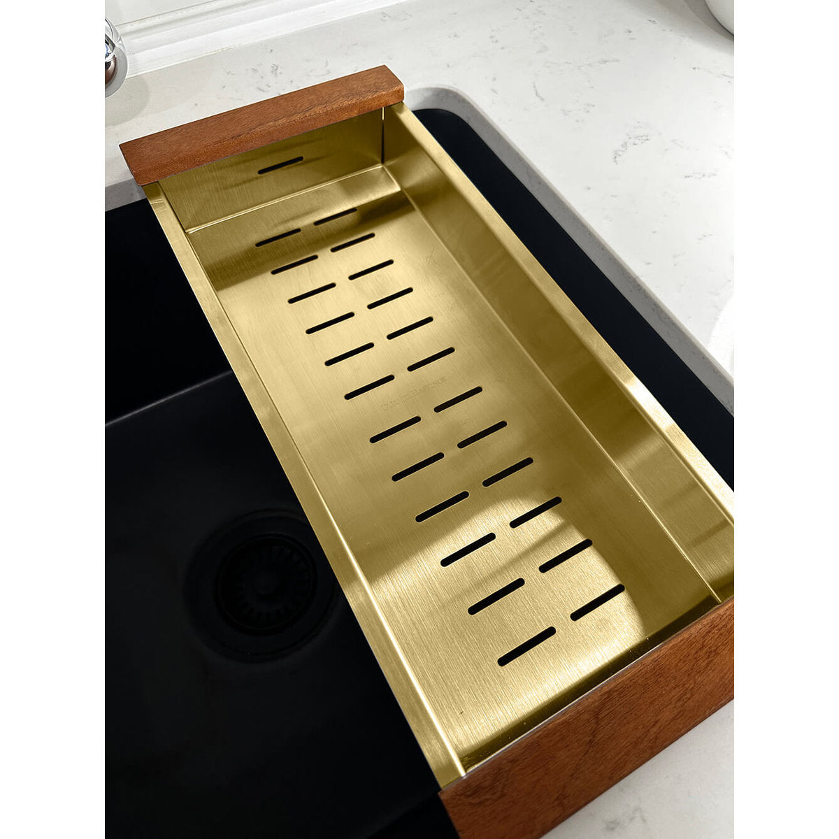 Turner Hastings Sink Colander 43 x 19 - Brushed Brass