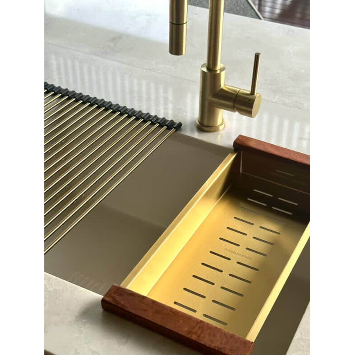 Turner Hastings Sink Colander 43 x 19 - Brushed Brass