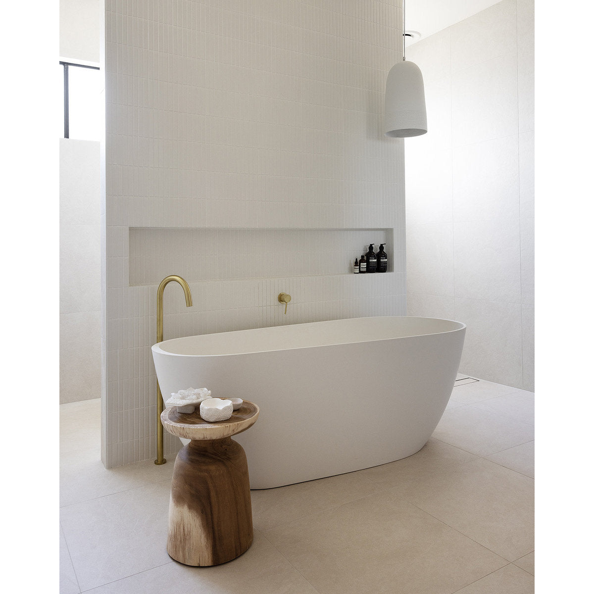 ADP Day Dream Freestanding Bath, Matte White