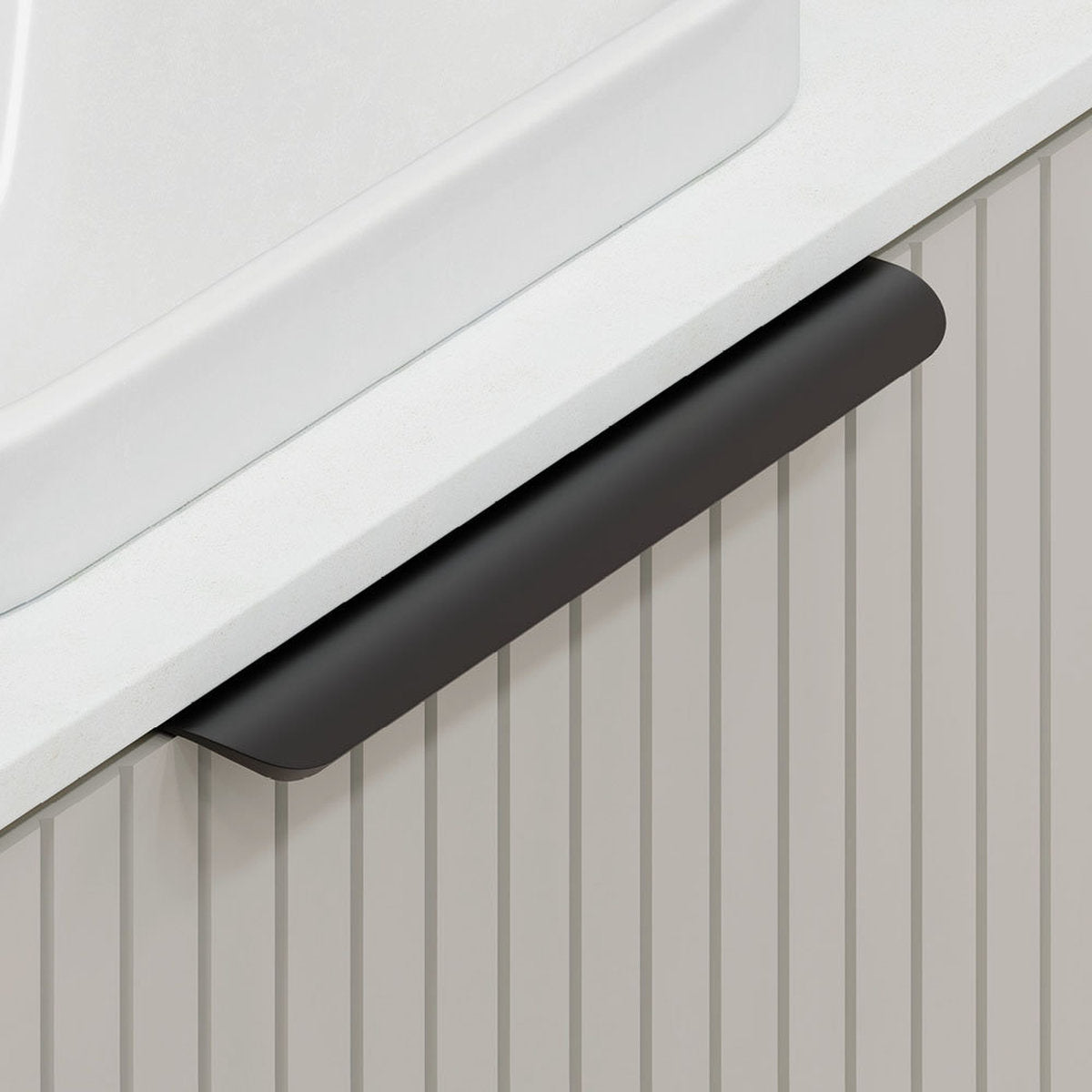Fienza Edge 40mm Curved Pull Handle, Matte Black