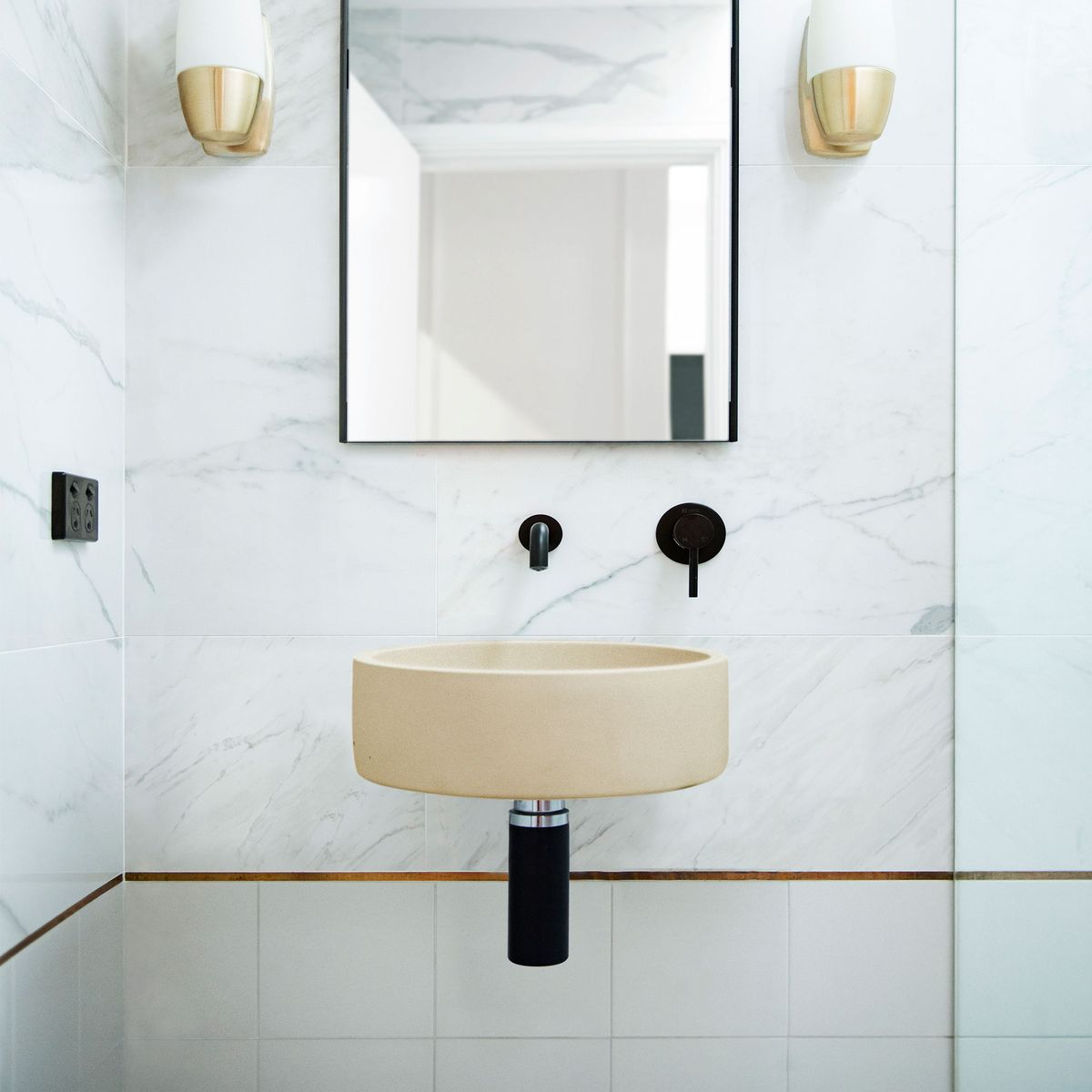 Nood Wall Mount Hoop Basin in Custard