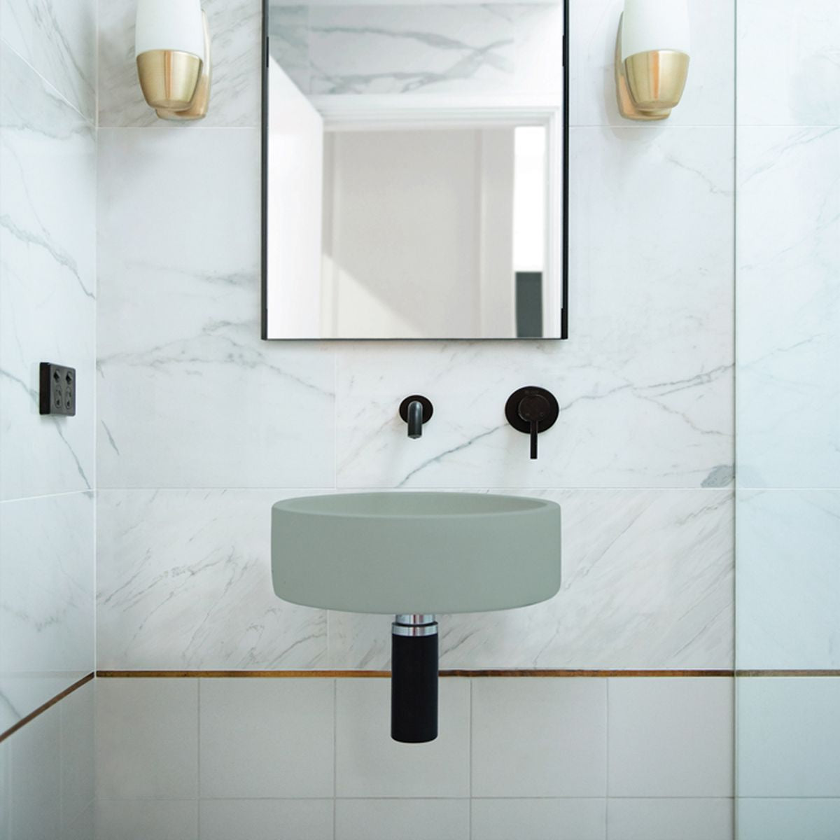 Nood Wall Mount Hoop Basin in Rowboat