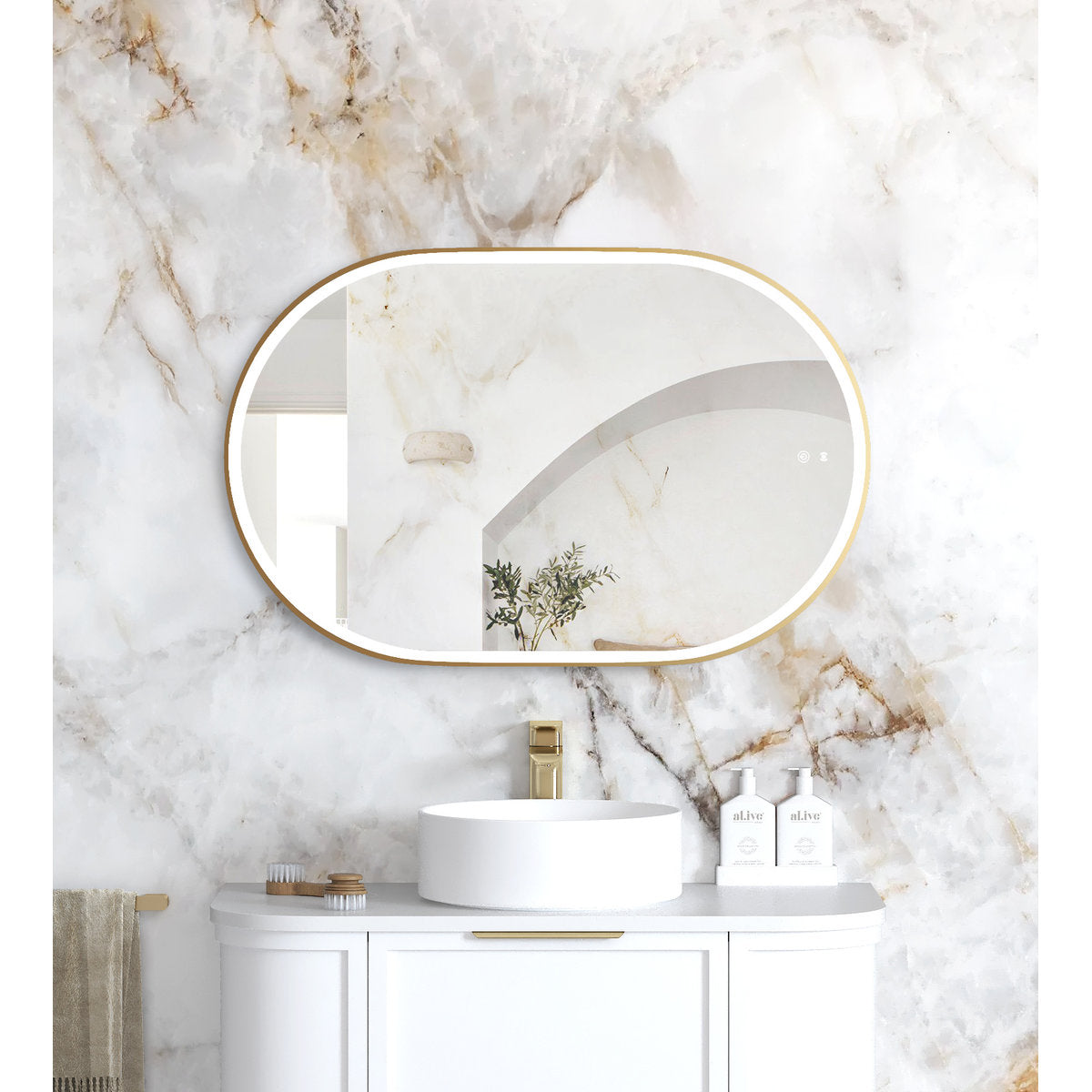 Otti LED Noosa 900x600 Gold Metal Frame Mirror