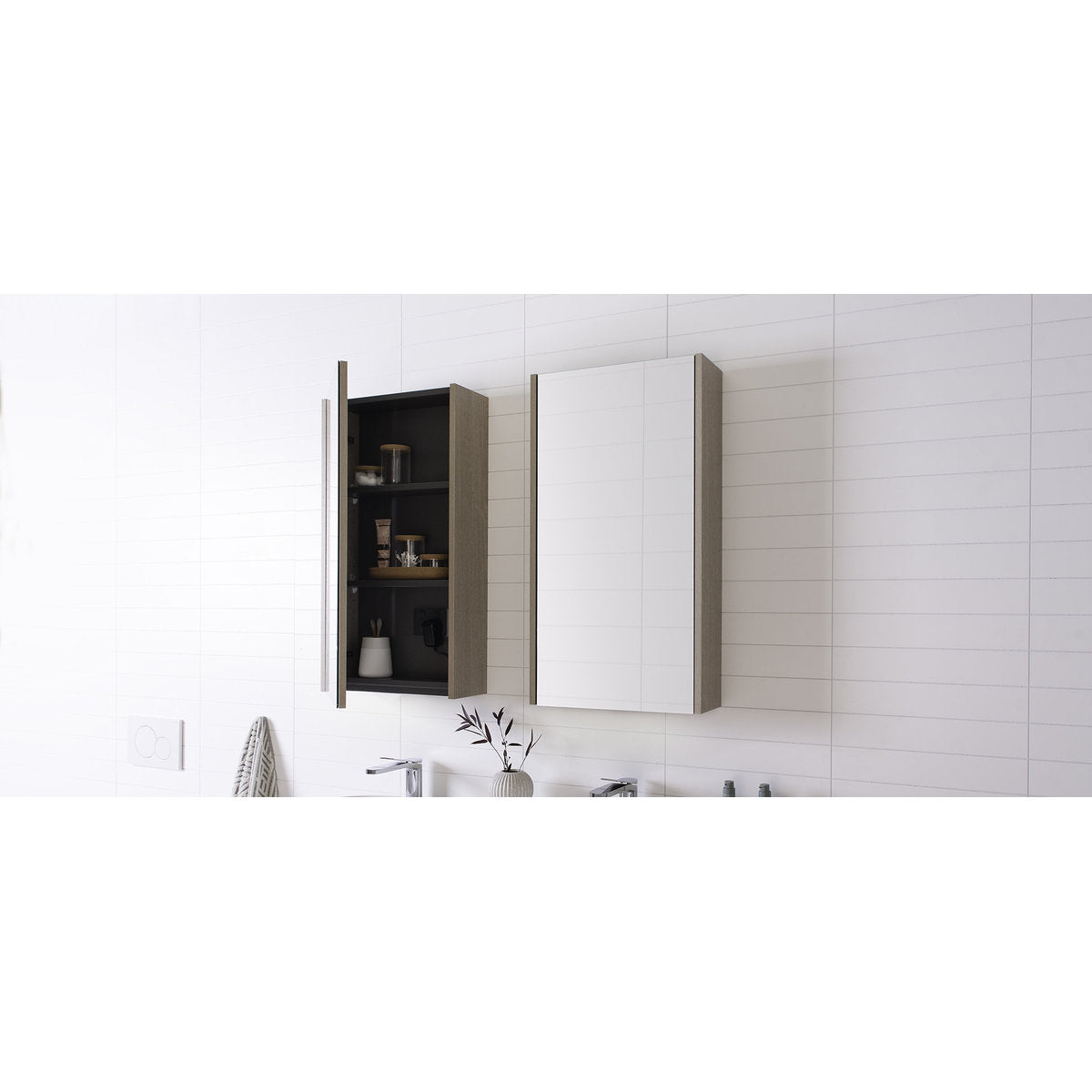 ADP Muse Mirrored Cabinet 430, 1-Door