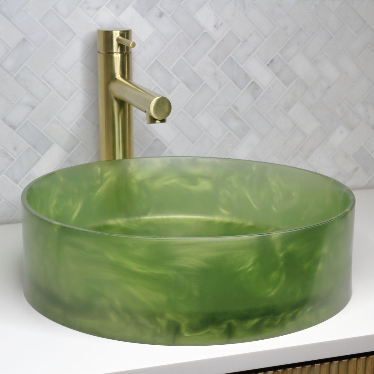 The Basin Lab Pearl 330 Coliseum Basin, Emerald Gold
