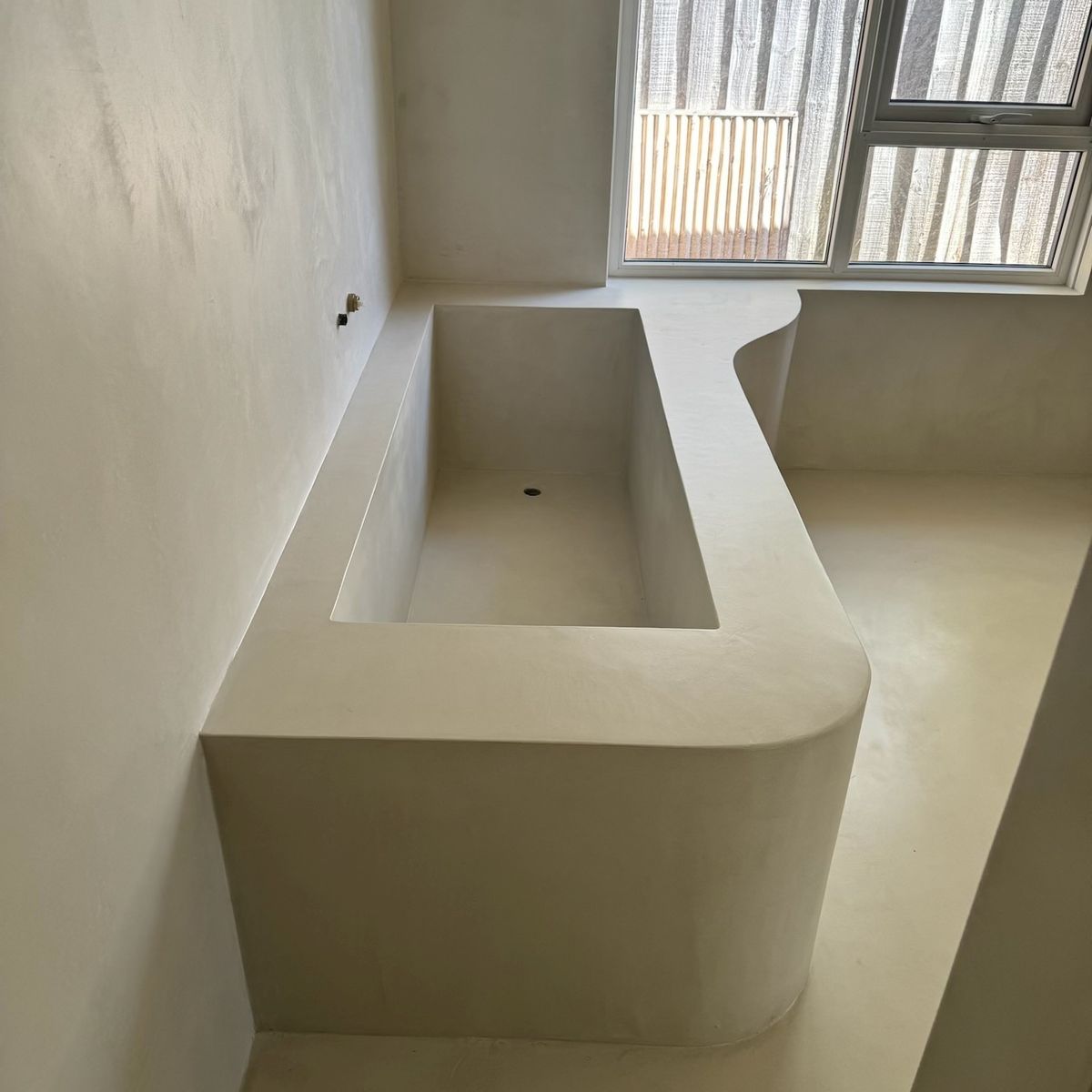 Radiant Thermasheet Curved Tile Backer Board - 1250MM X 600MM X 30MM (Box Of 6)