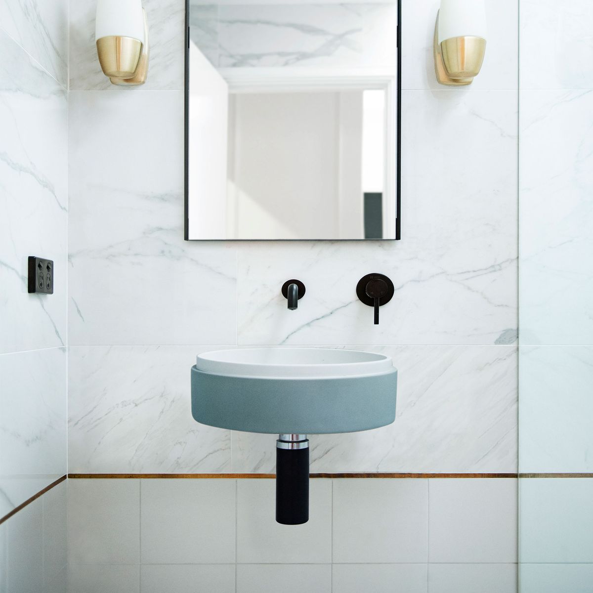 Nood Wall Mount Stepp Circle Basin in Powder Blue