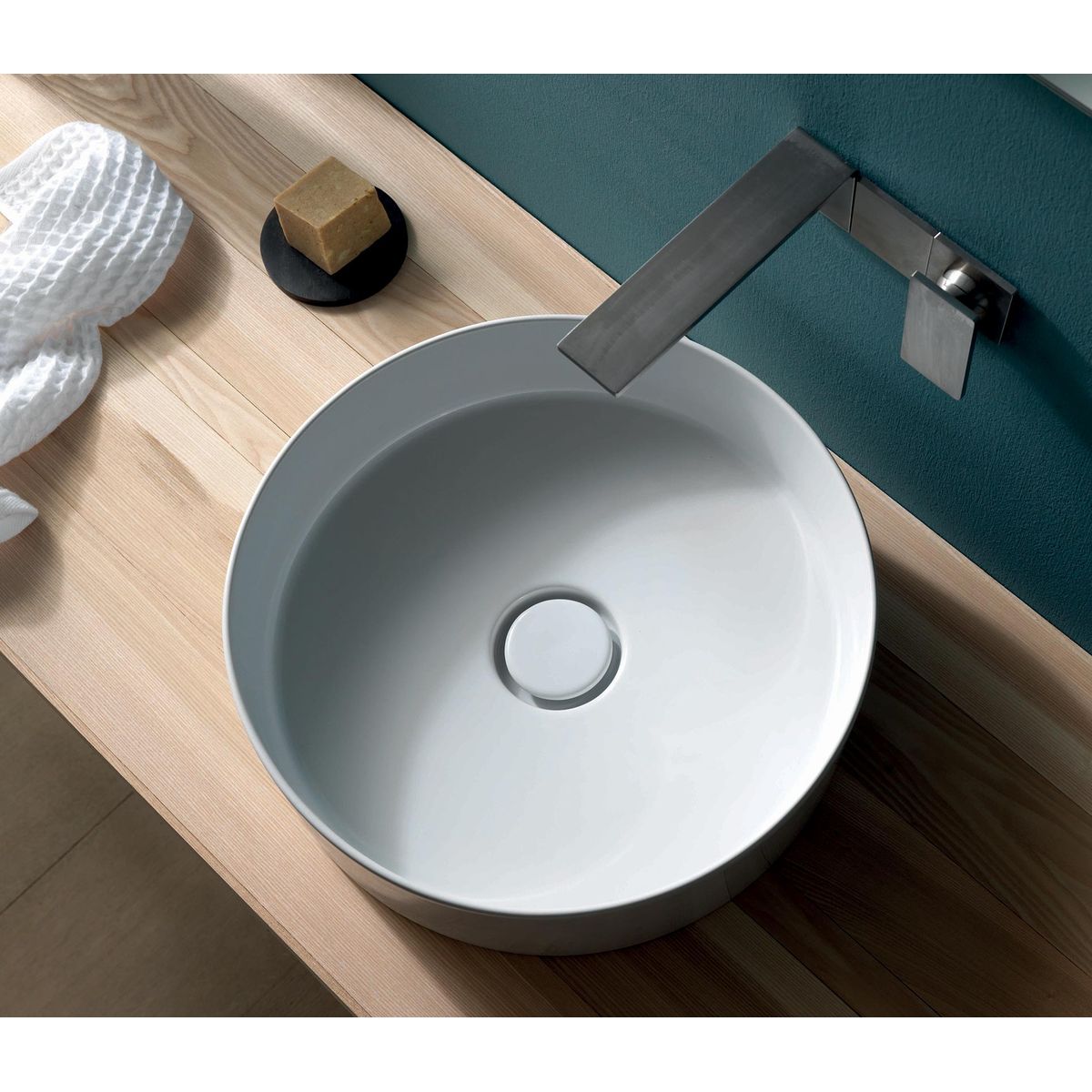 Studio Bagno Shard X Circle Bench Basin - Gloss White