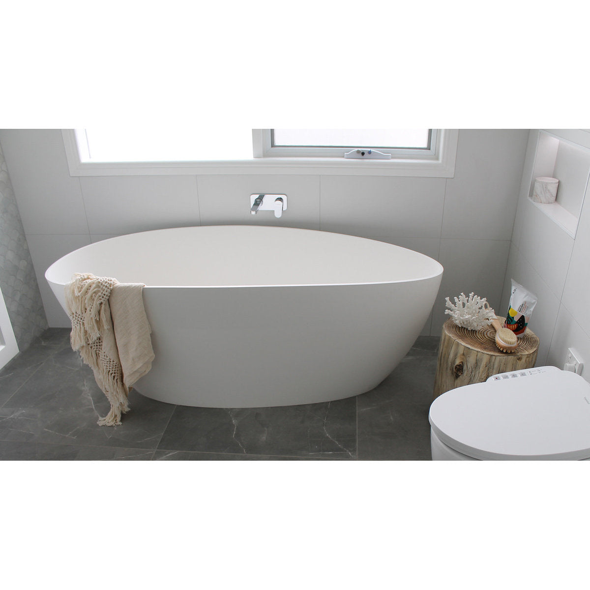 ADP Tranquil Freestanding Bath, Gloss White