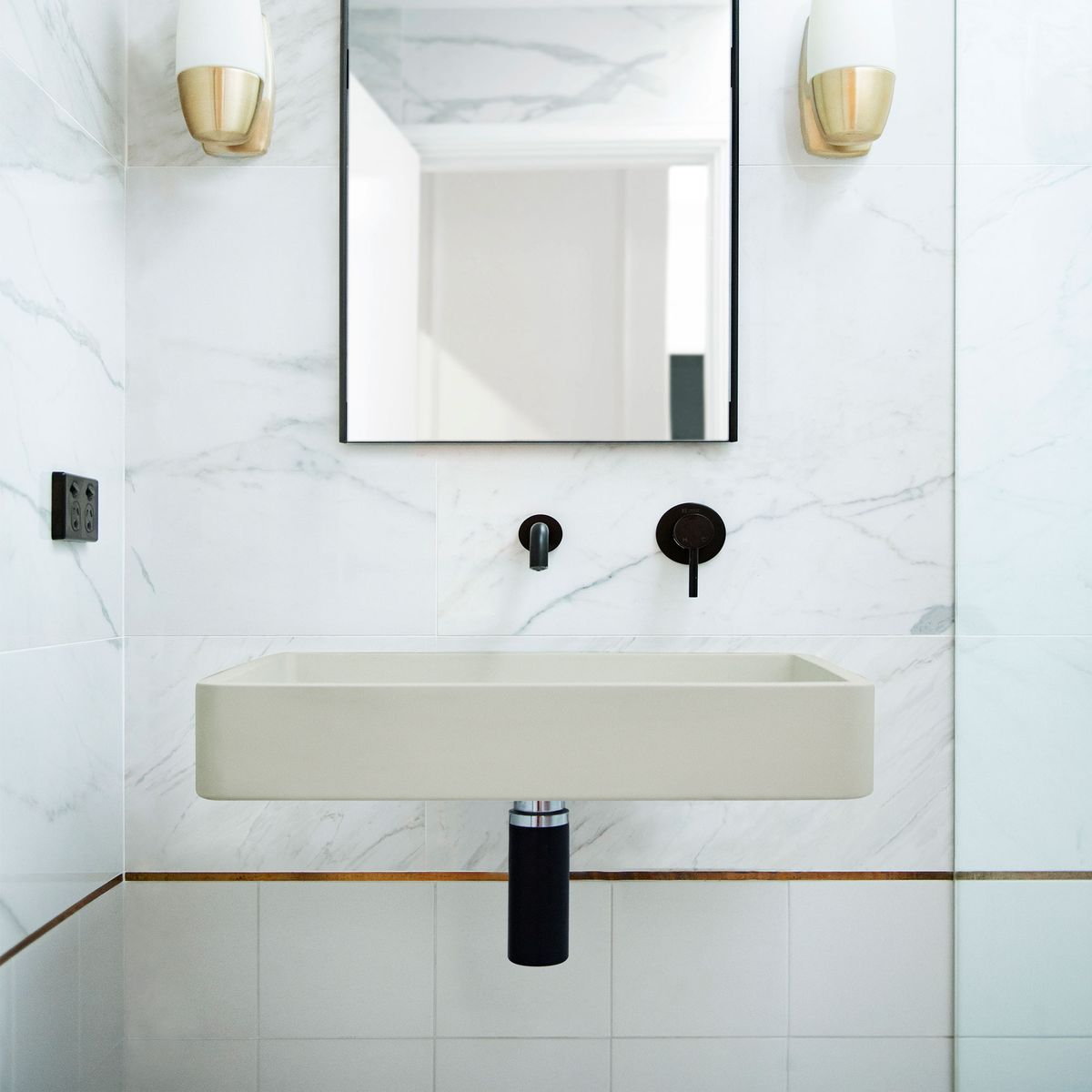 Nood Wall Mount Vesl Rectangle Basin in Sand