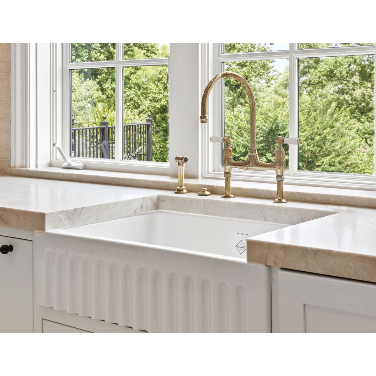 Shaws by Perrin & Rowe Pendleton Kitchen Mixer with Spray Rinse, Lead Free, Polished Brass