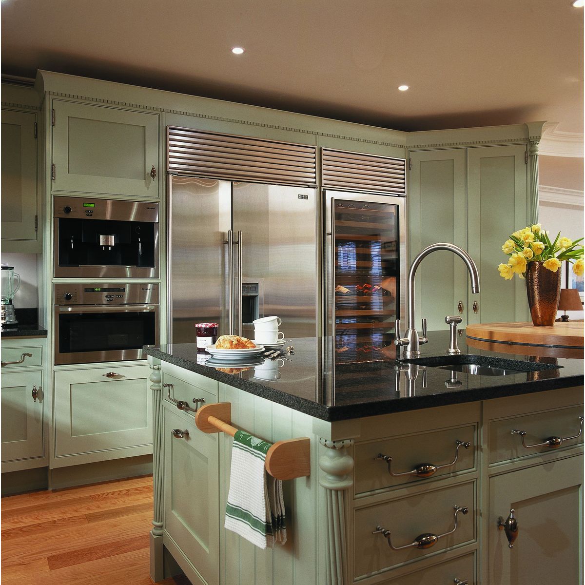 Shaws by Perrin & Rowe Silverdale Kitchen Mixer with Spray Rinse, Lead Free, Pewter