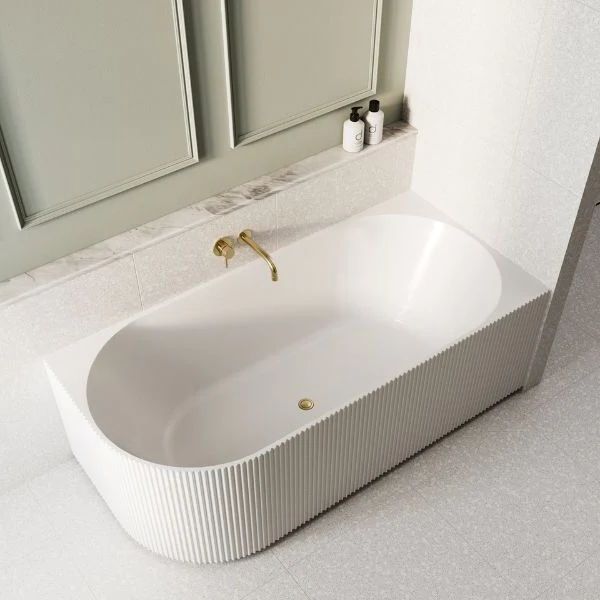 Bao Fluted 1500mm Back to Corner Bath in Matte White - Right Hand
