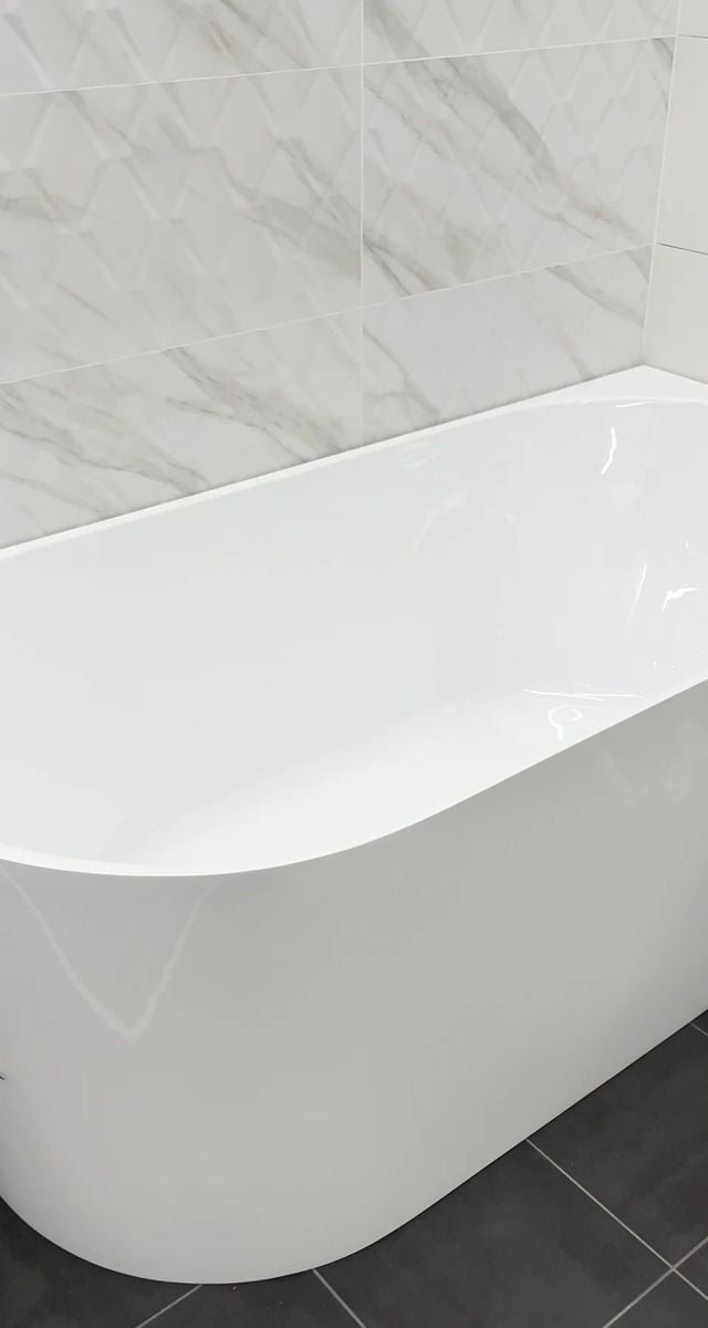 Auris 1400mm Corner Back to Wall Bathtub in Gloss White - Right Side Corner