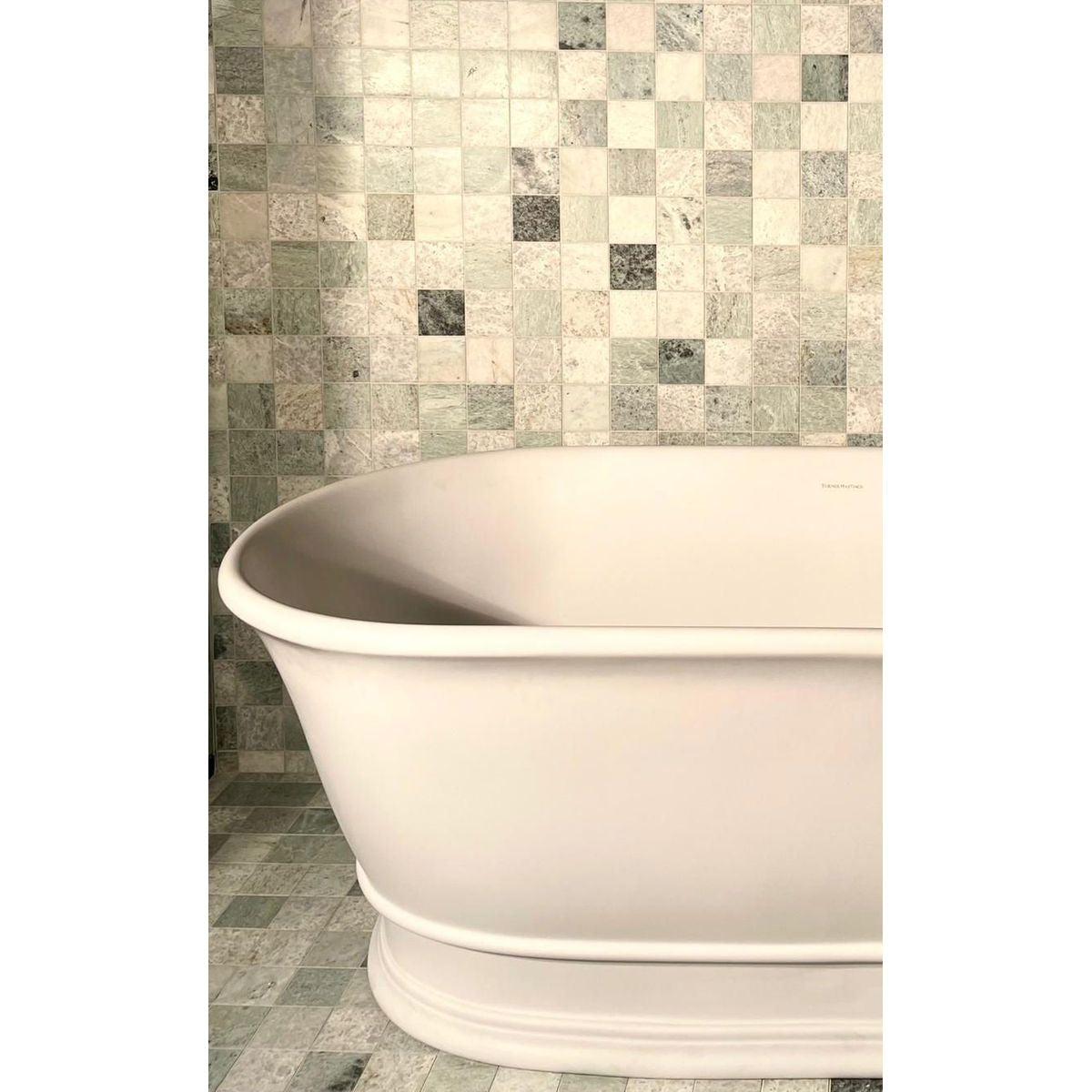 Cambridge 156 Titancast Bath - Satin Silk White