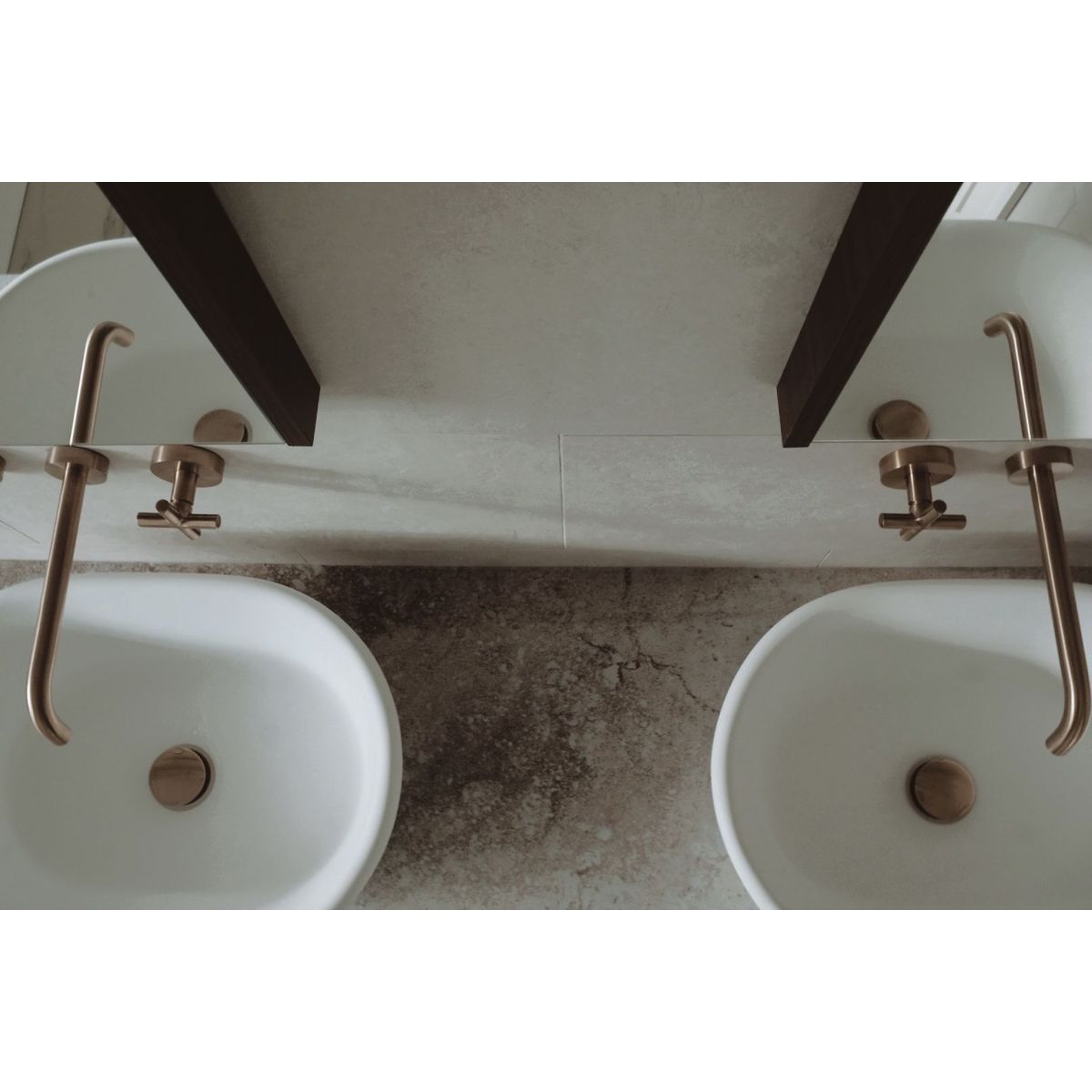 Cambridge 54X39 Titancast Basin - Satin Silk White
