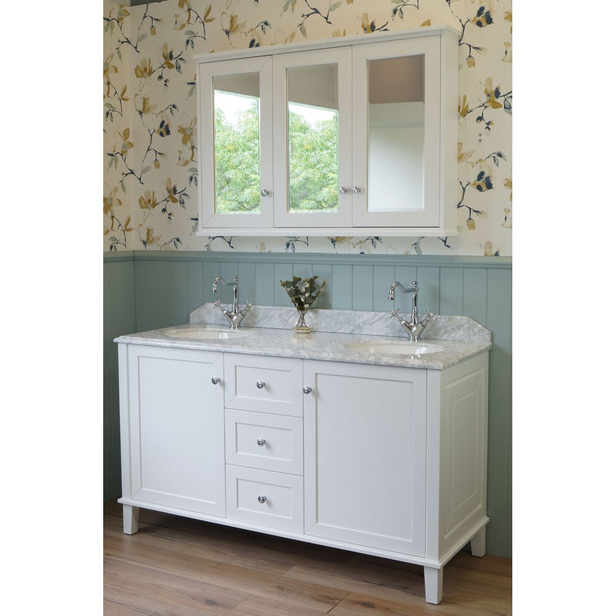 Coventry 120 Shaving Cabinet