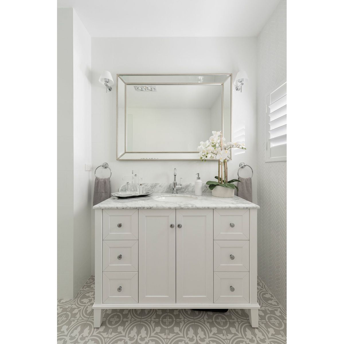 Coventry 120X55 Single Bowl White Vanity With Marble Top & Under Counter Basin - 1 Taphole