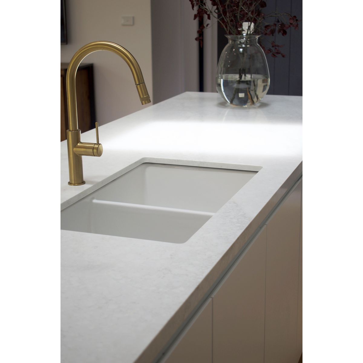 Kit-Cuisine 85X46 Inset/Undermount Fireclay Sink Gloss White With Overflow Included Waste