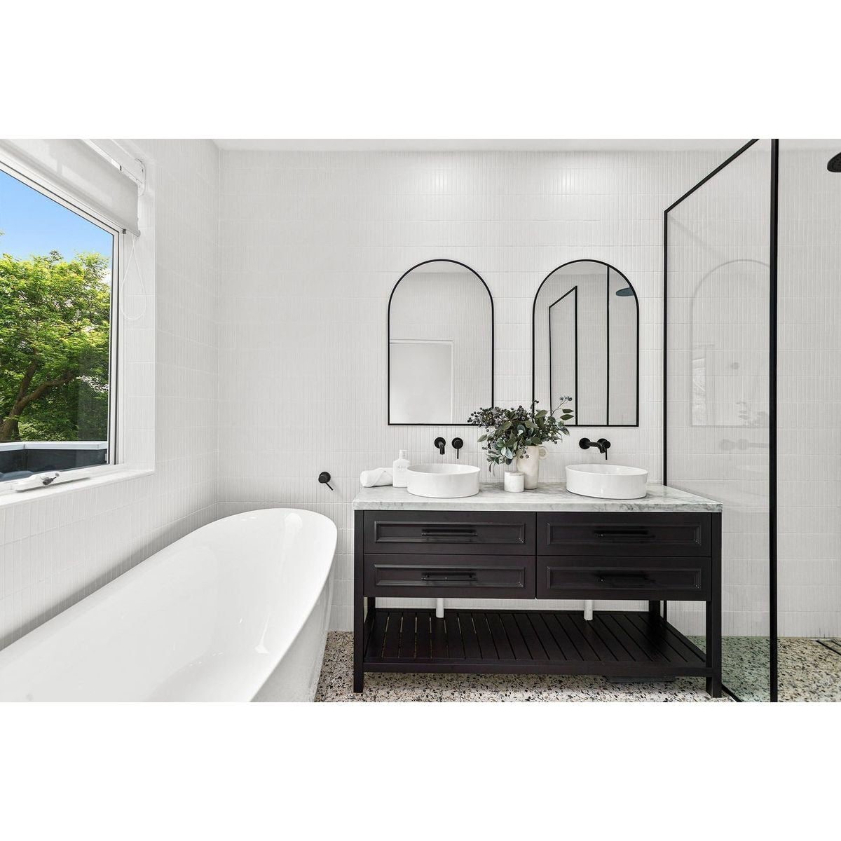 Fino Round 382 Counter Top Basin - Gloss White