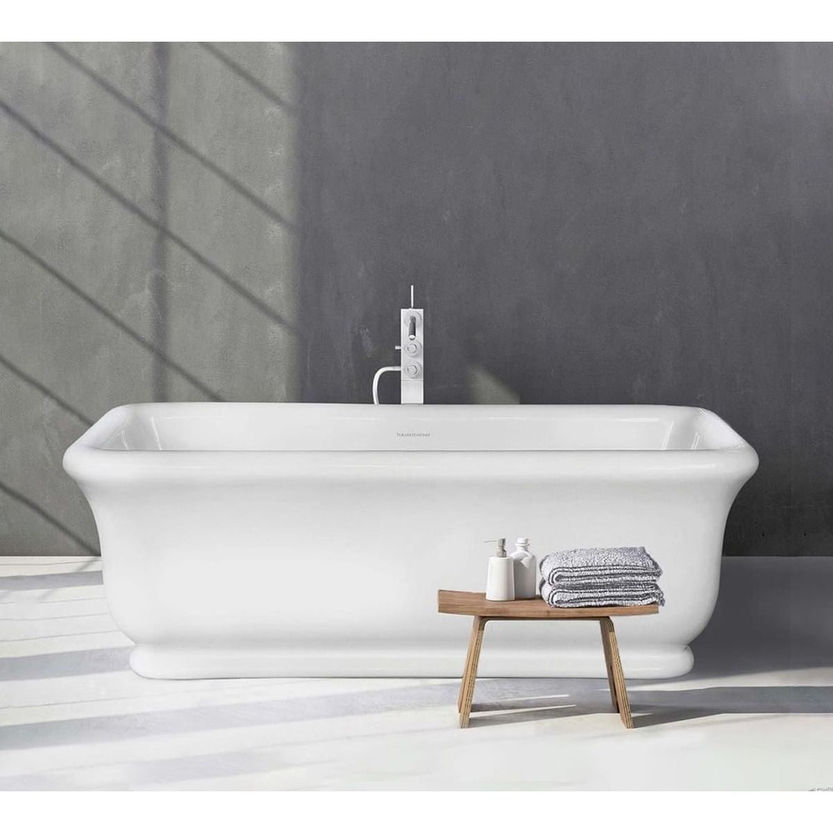 Kirkham 180 Titancast Bath - Satin Silk White