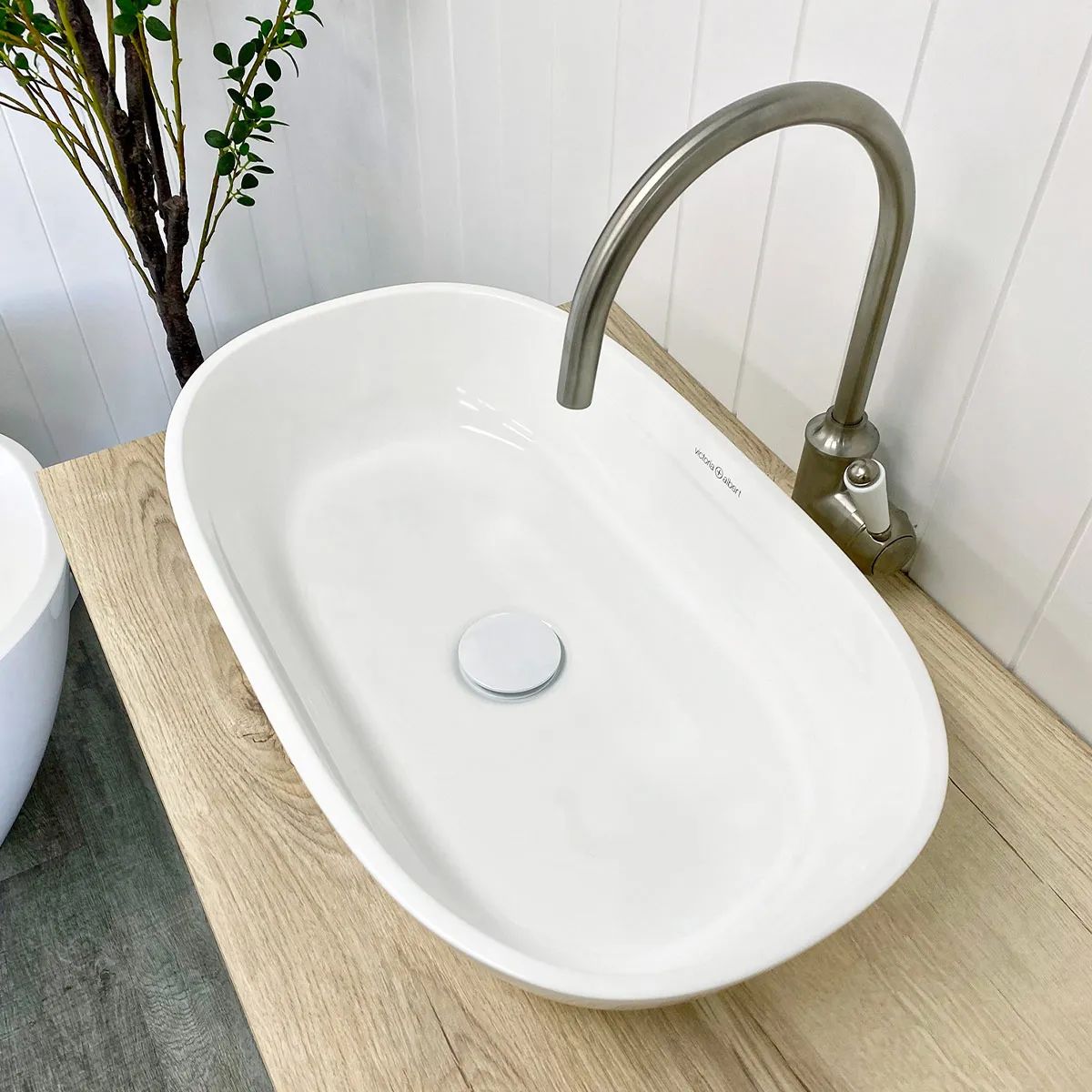 Universal Bath or Basin Pop Up Waste , Matte White
