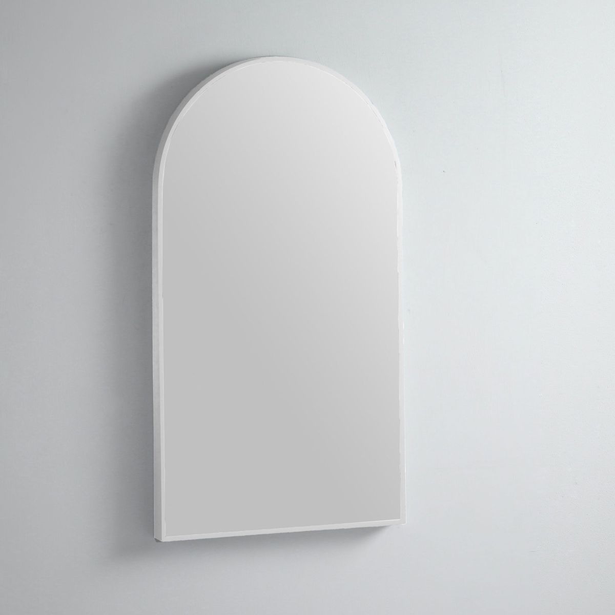 Modern Arch 500 Mirror with Portable Magnifier - Milano White