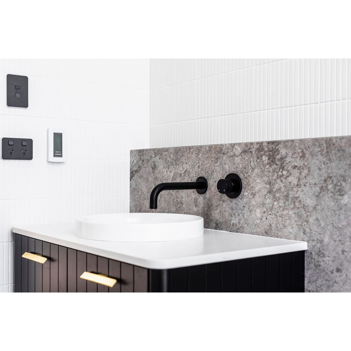 Round Wall Mixer Pinless Handle Trim Kit (In-Wall Body Not Included) - Matte Black