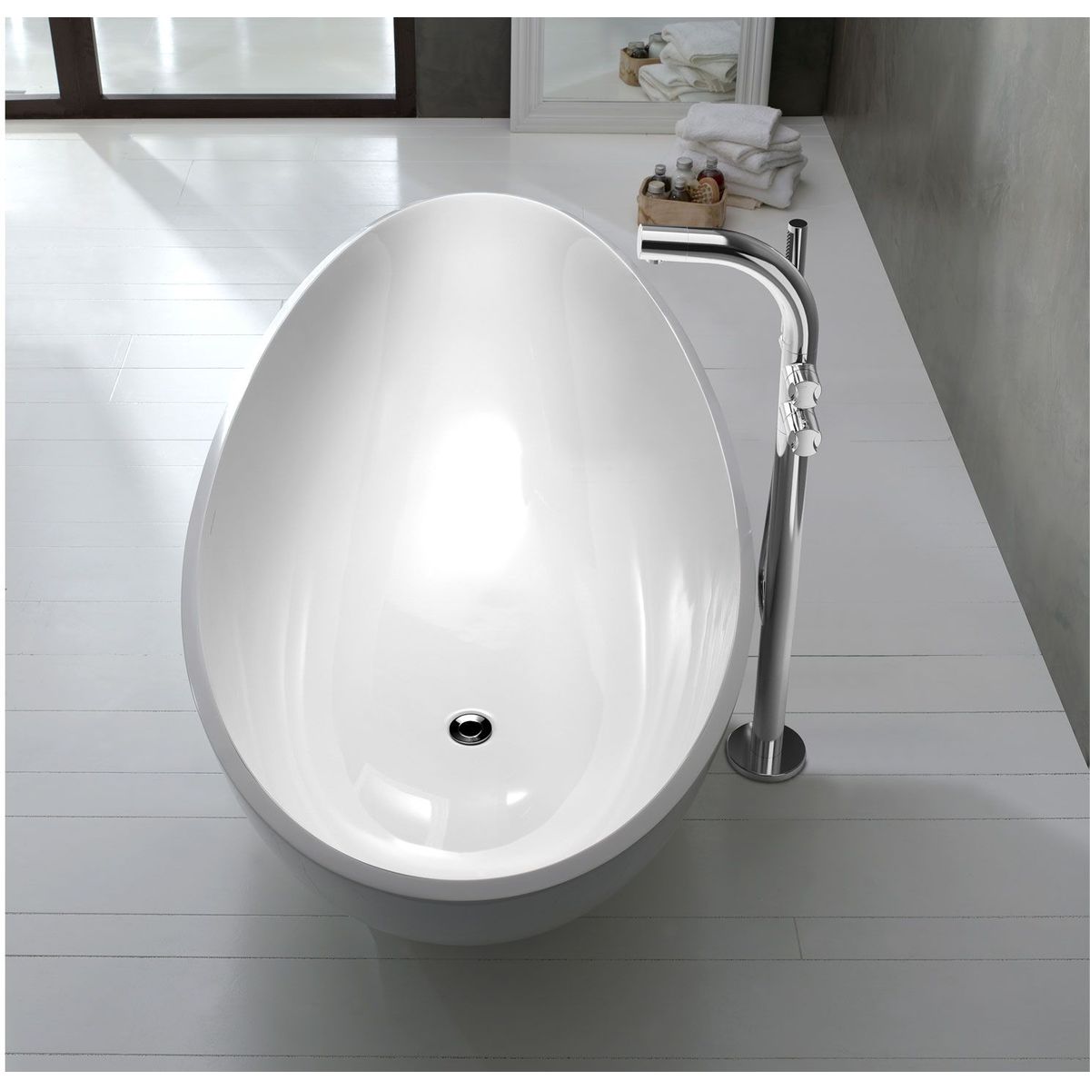 Victoria + Albert Napoli Bath, Matte White