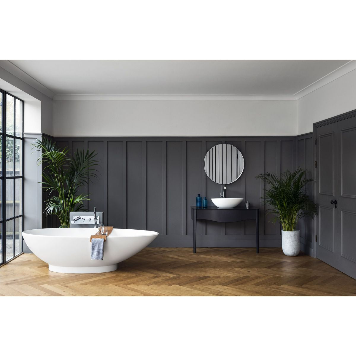 Victoria + Albert Napoli Bath, Matte White